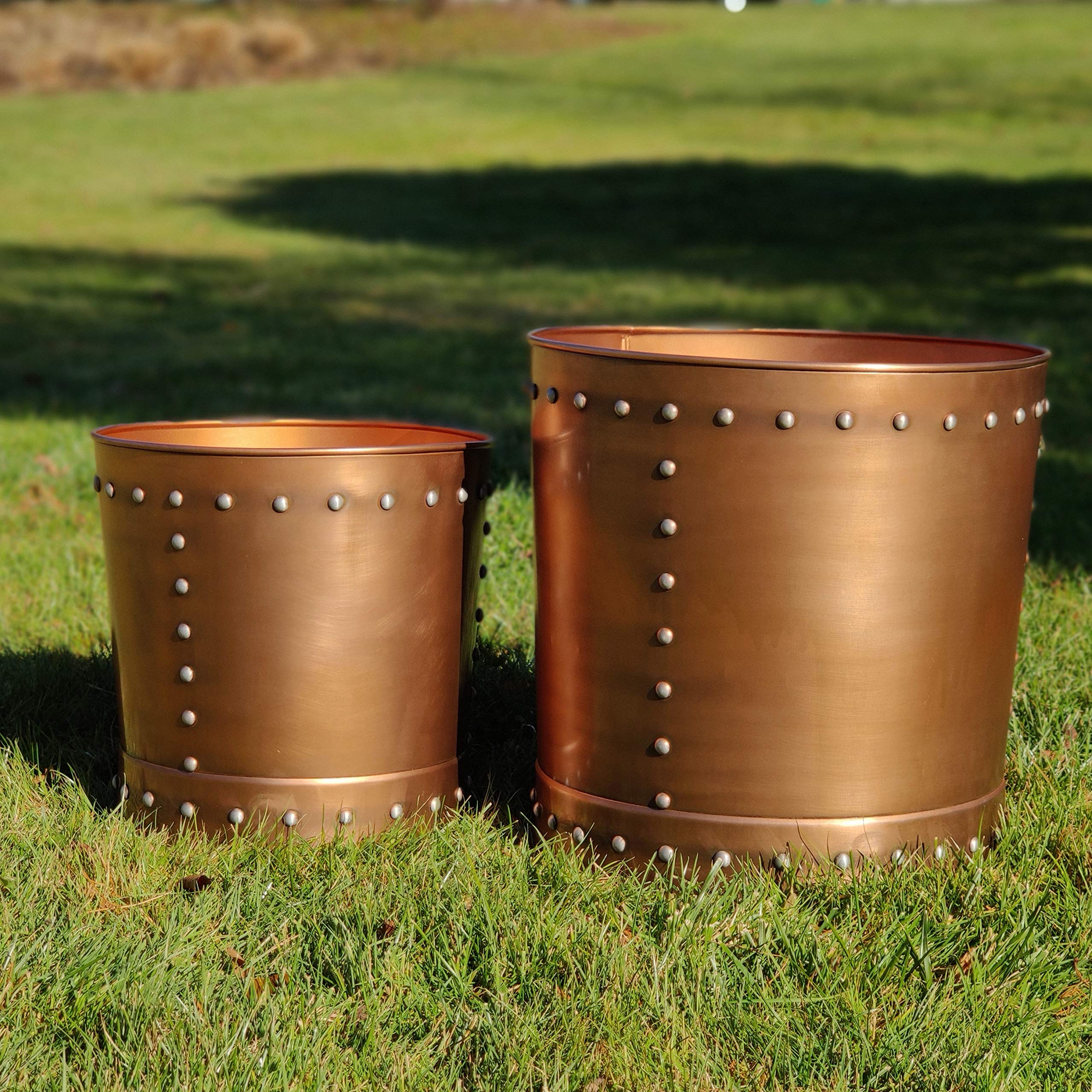 Good Directions P1215C Large Riveted Copper Planter Set of 2 - Indoor & Outdoor Garden Decor for Patio, Deck, Balcony & Home Décor | Perfect for Flowers, Herbs & Succulents