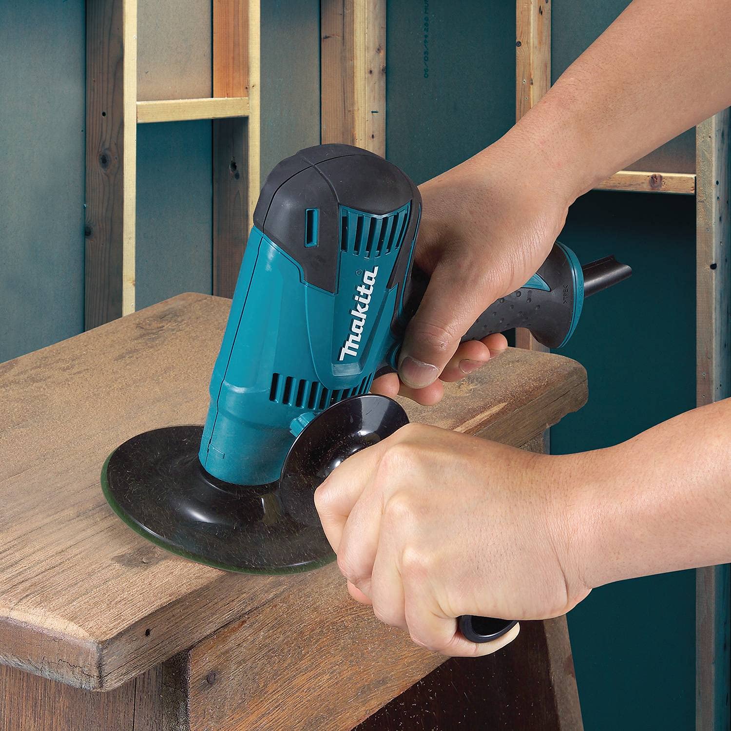Makita GV-5010 5-Inch Disc Sander - Professional Power Tool for Woodworking, Metal Sanding & Surface Finishing - Perfect for DIY Projects, Home Renovation & Workshop Use