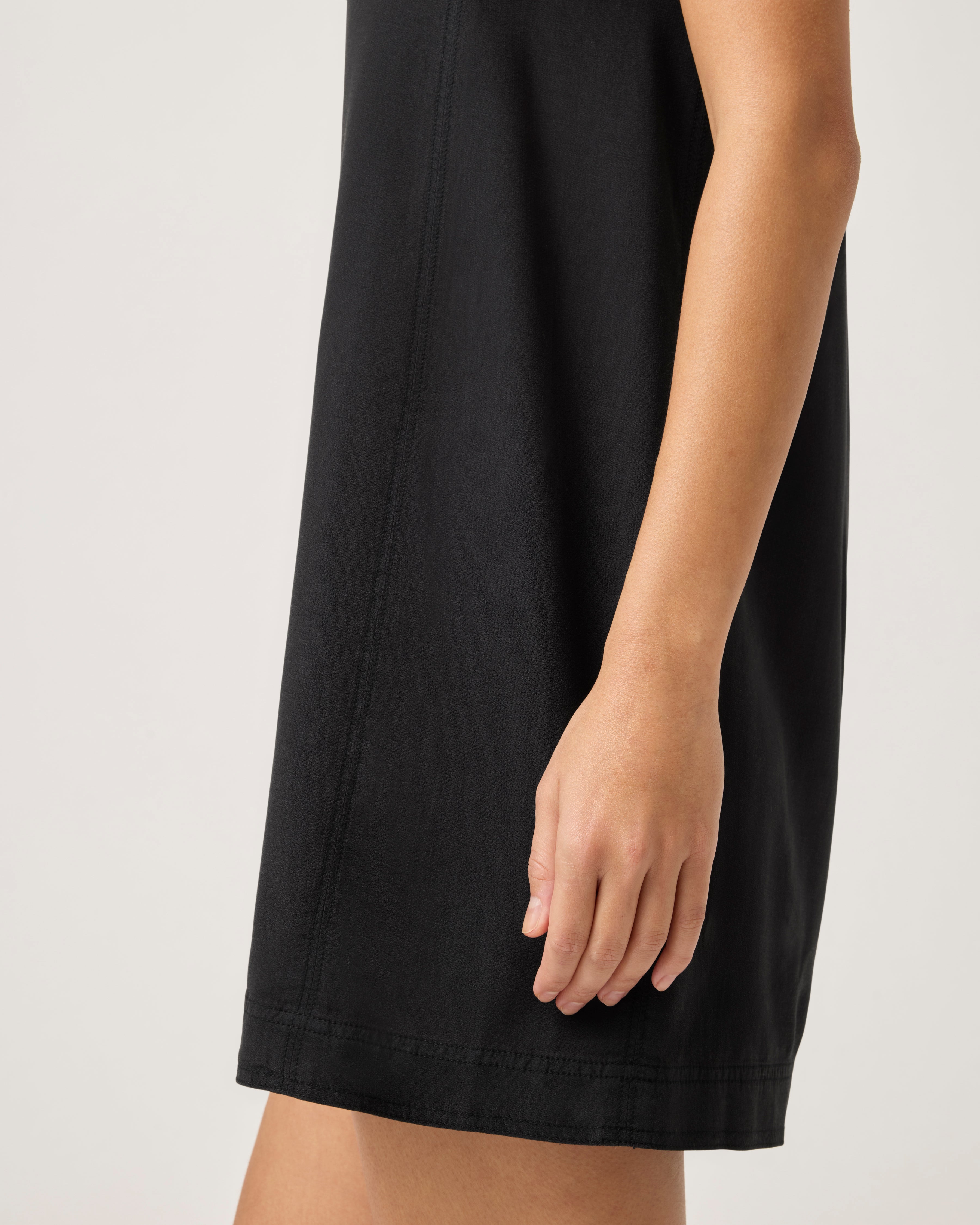 Elegant Black Ladies Dress Rs5D460S - Perfect for Evening Parties, Weddings & Special Occasions
