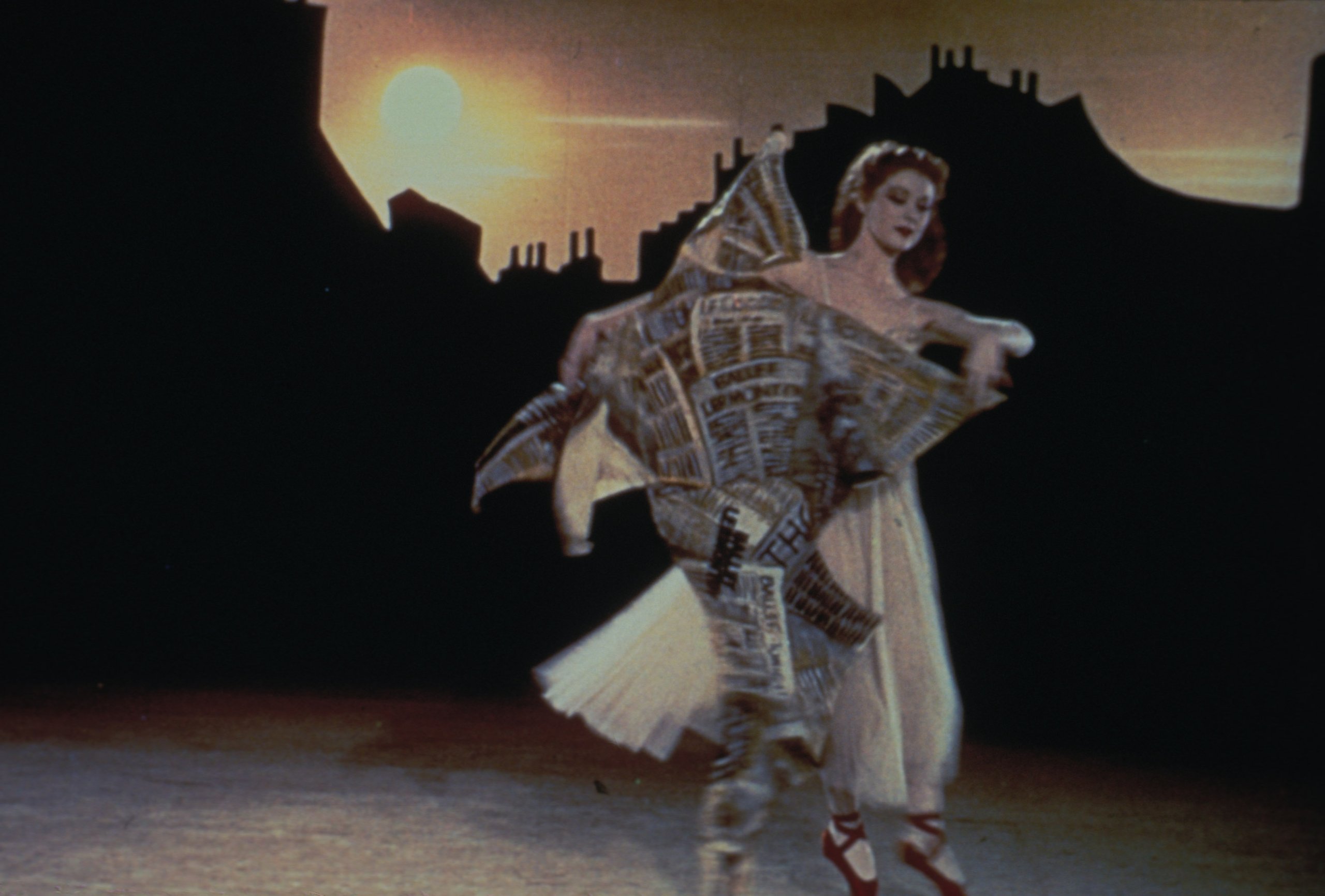 The Red Shoes (The Criterion Collection) [DVD] - Classic Ballet Film for Movie Collectors & Dance Enthusiasts - Perfect for Home Theater & Gift Giving