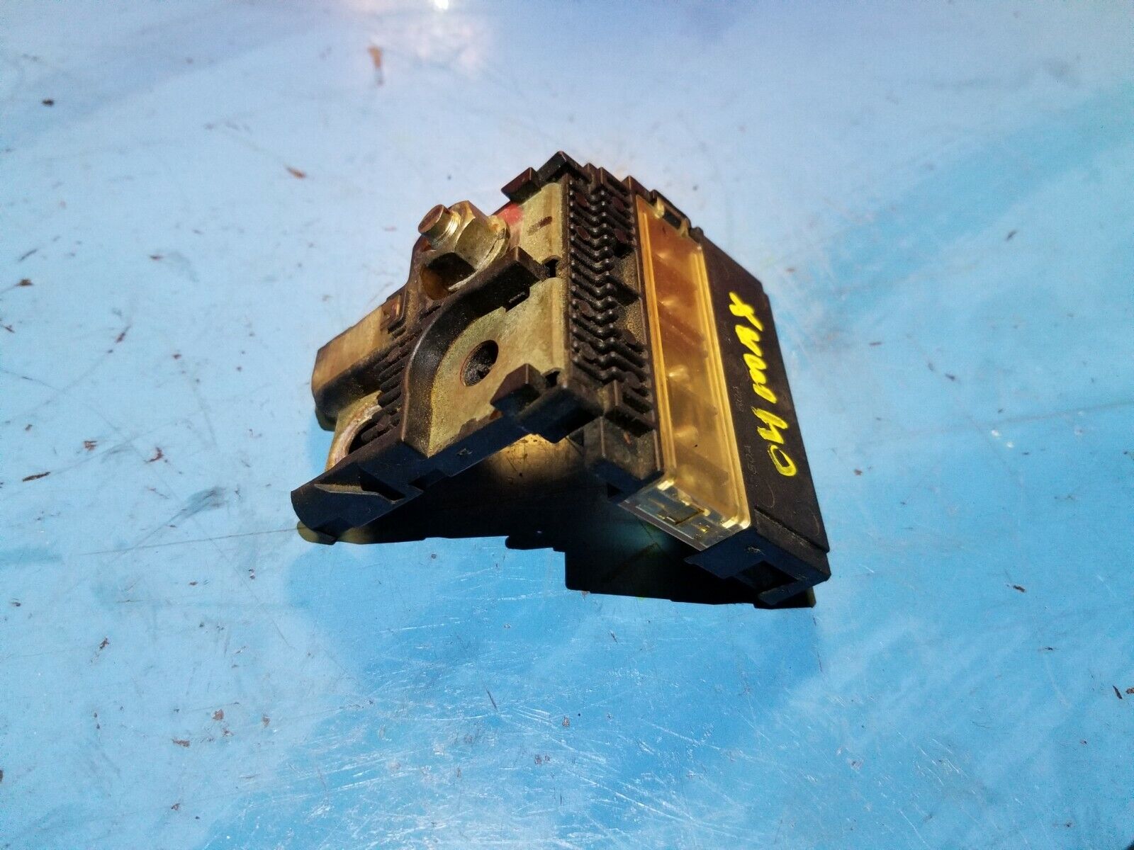 03 04 05 Nissan Maxima Battery Fuse Terminal OEM Replacement - Compatible with 2003-2005 Nissan Maxima - Perfect for Electrical System Repairs & Maintenance