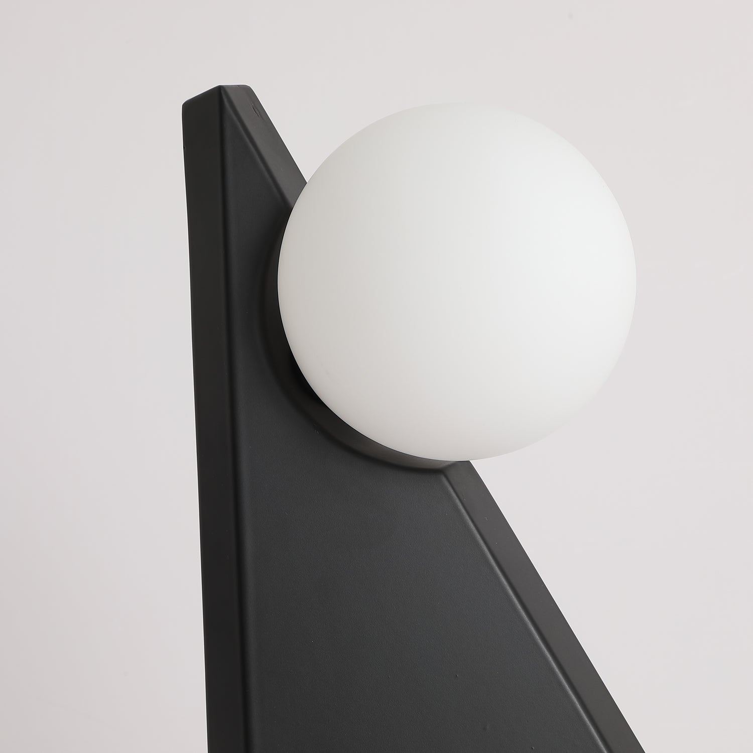 Elegant Noir Roy Table Lamp - Modern Bedside & Living Room Lighting for Home Decor