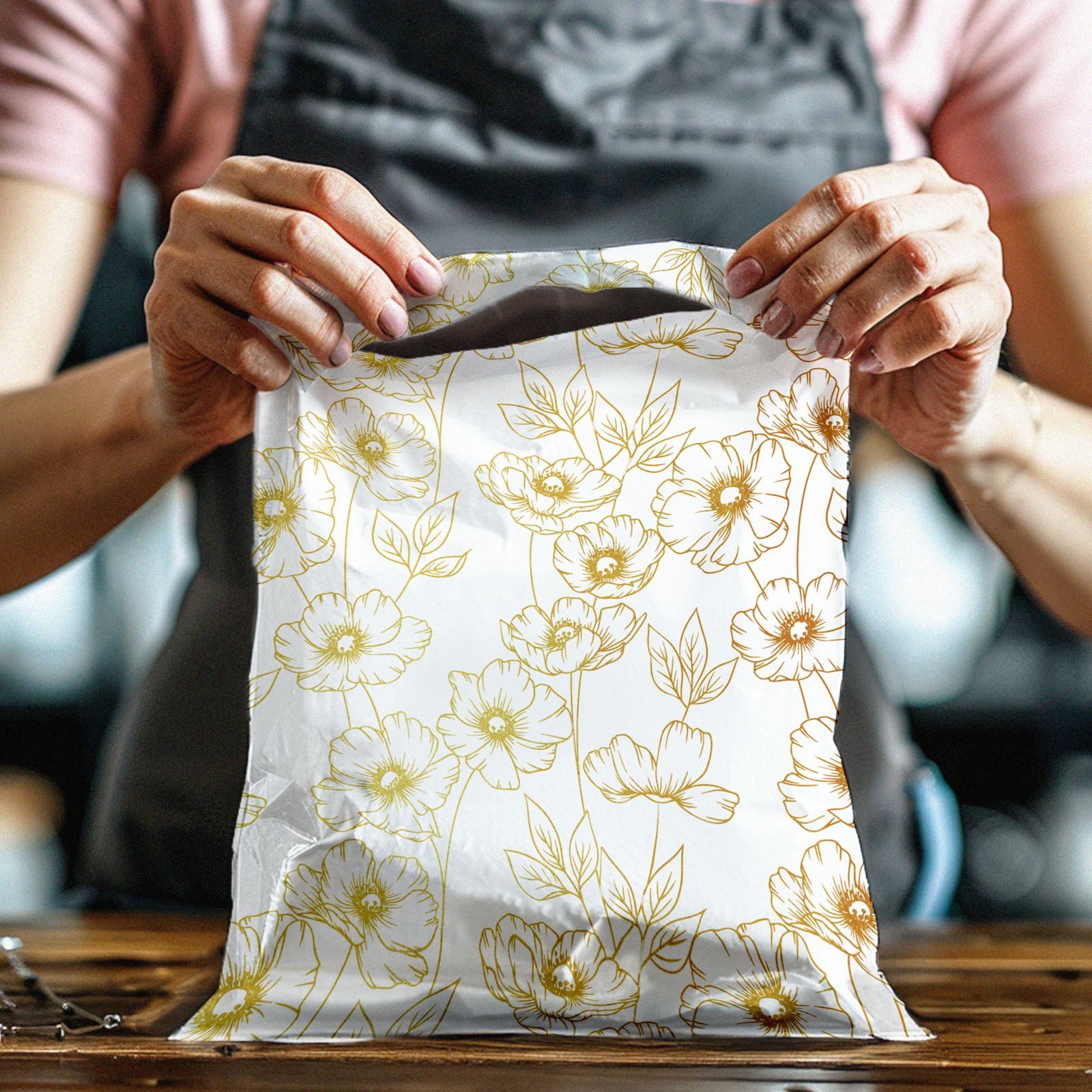 10x13 Inch Gold Sketched Floral Designer Poly Mailers - Premium Printed Shipping Envelopes & Mailing Bags for Ecommerce, Subscription Boxes, and Gift Packaging
