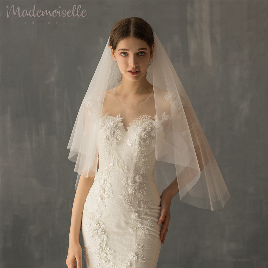 Chevonne Veil - Elegant Wedding Veil for Brides | Perfect for Church Ceremonies, Outdoor Weddings & Bridal Photography