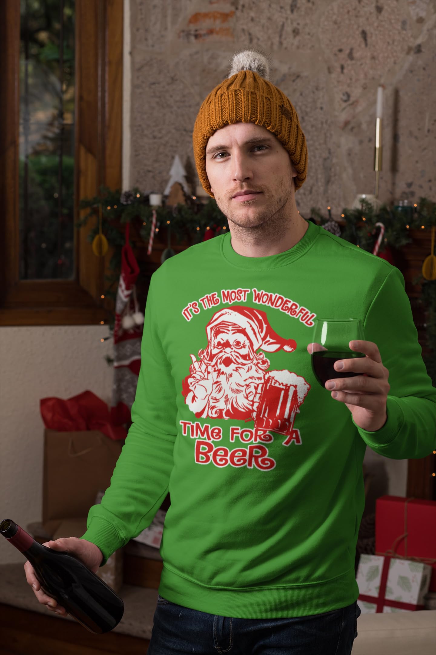 Christmas Beer Crewneck Sweatshirt - Festive Holiday Pullover for Ugly Sweater Parties & Cozy Winter Gatherings