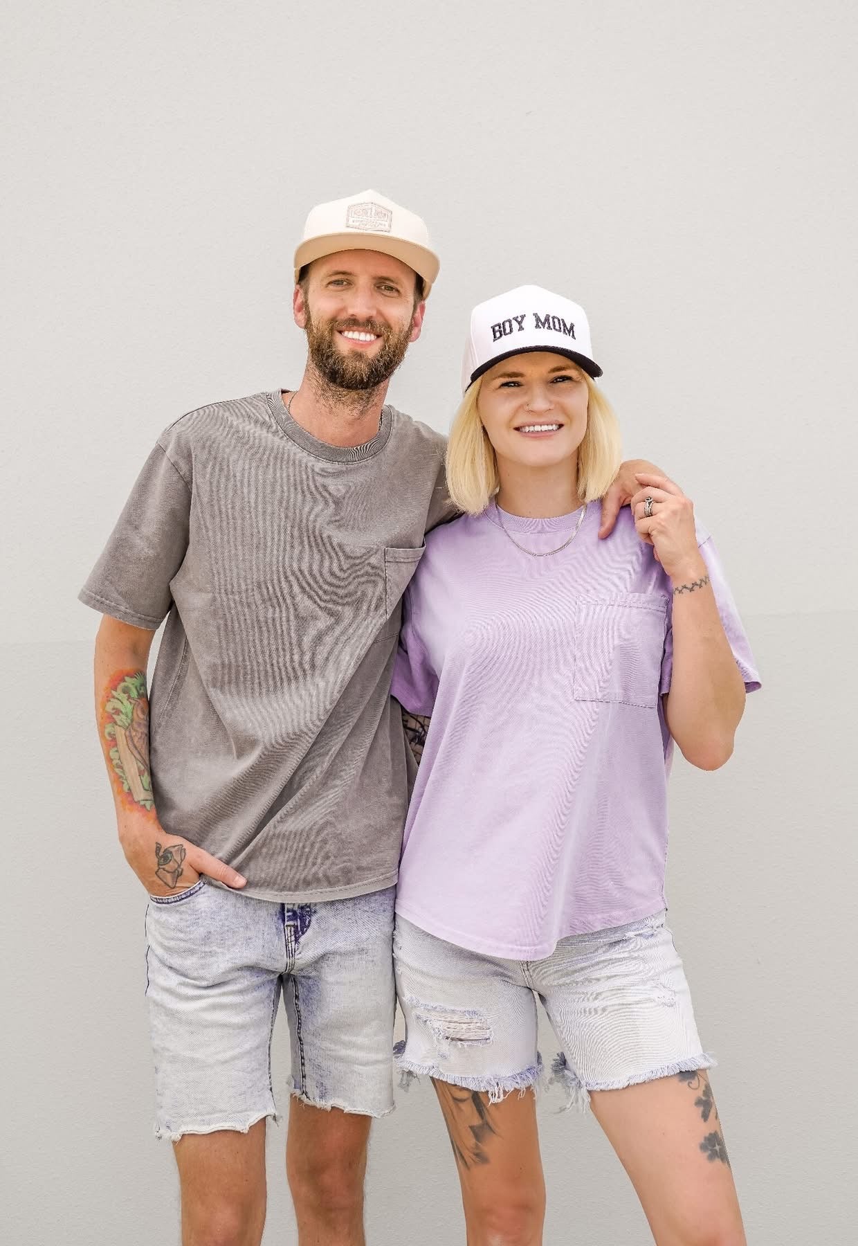 Vintage Acid Wash Pocket T-Shirt for Men - Soft Grey Cotton Tee - Casual Streetwear for Everyday Wear