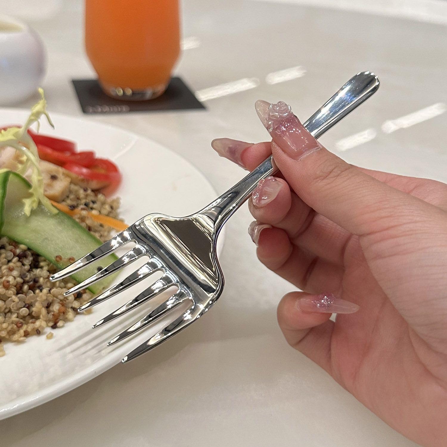 Premium Stainless Steel Dessert Forks Set - Elegant Silver Wing Design Appetizer Forks for Cakes, Fruits & Salads - 5.3 Inch Party Utensils (2-Pack) - Perfect for Weddings, Restaurants, Catering & Home Entertaining