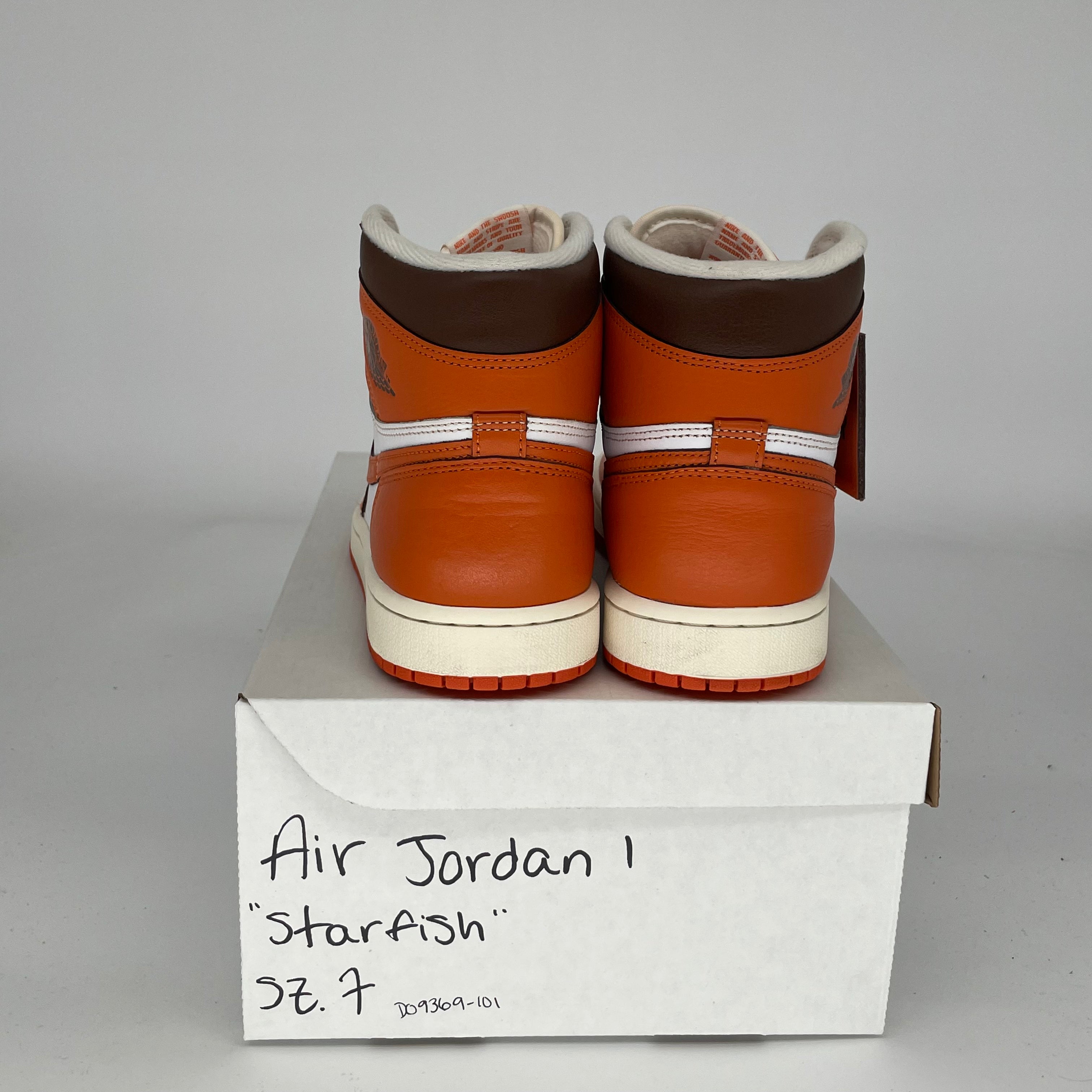 AIR JORDAN 1 Retro High OG 