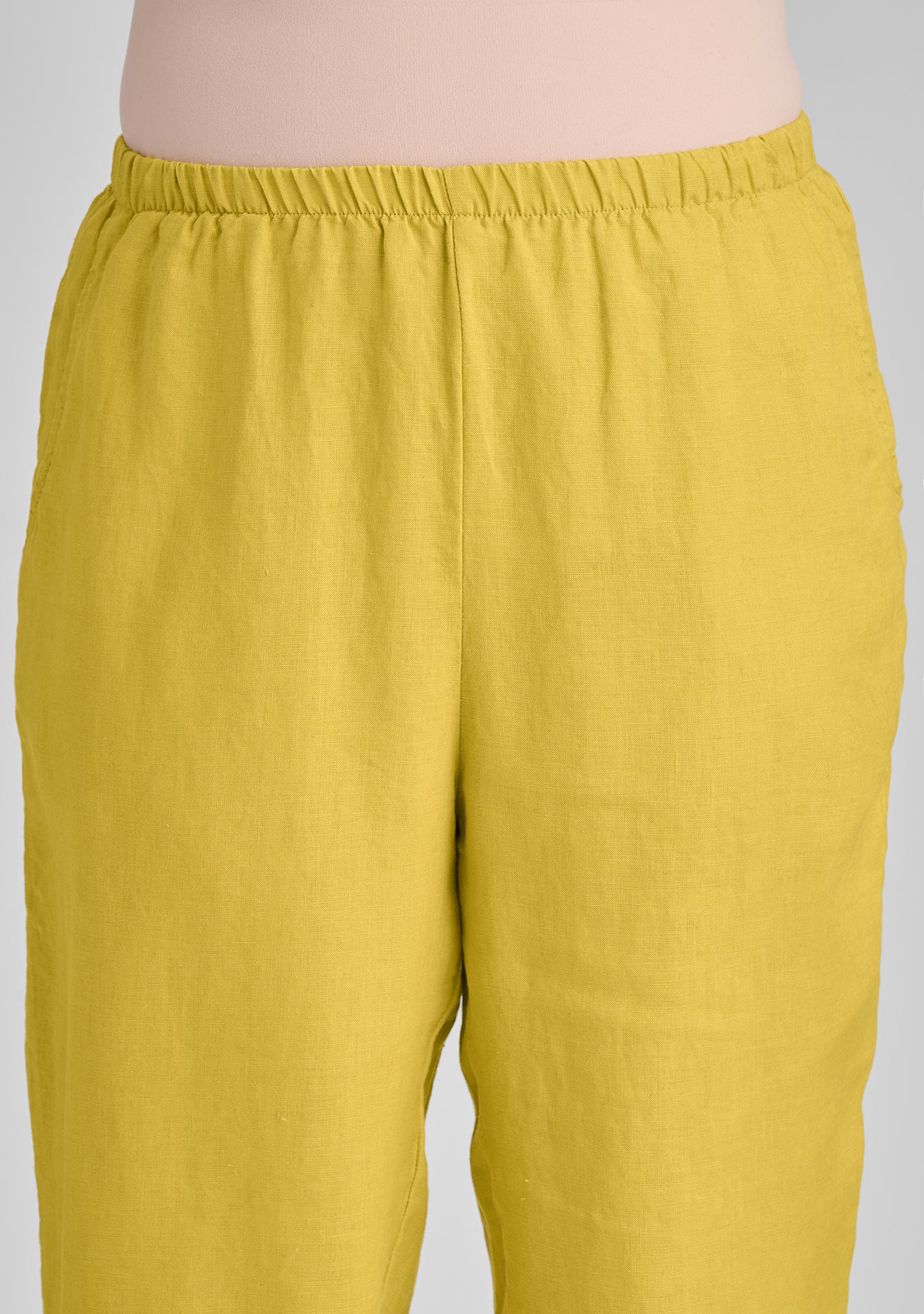 Stylish Tapered Linen Pants for Women - Comfortable & Breathable Summer Casual Pants for Work, Travel & Everyday Wear
