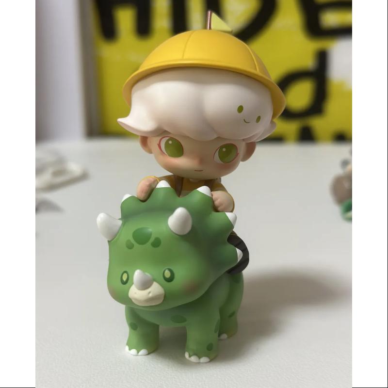 DIMOO Jurassic World Series BABY DINOSAUR KNIGHT Collectible Figure - Cute Dinosaur Toy for Kids, Fans & Collectors - Perfect for Home Decor, Birthday Gifts & Jurassic World Themed Parties