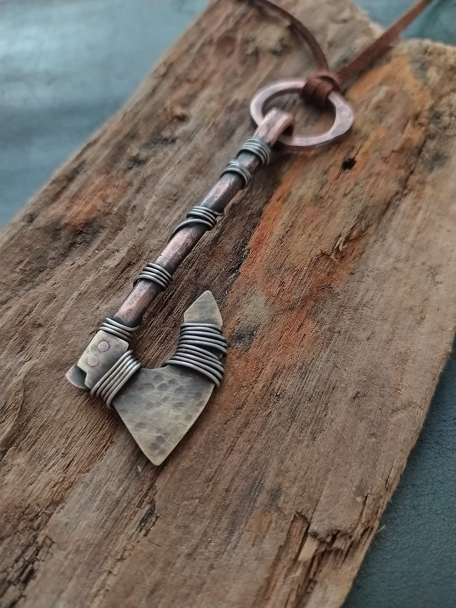 Viking Axe Pendant Necklace for Men - Stylish Jewelry Axe Pendant, Perfect for Outdoor Adventures, Viking Enthusiasts, and Unique Gifts