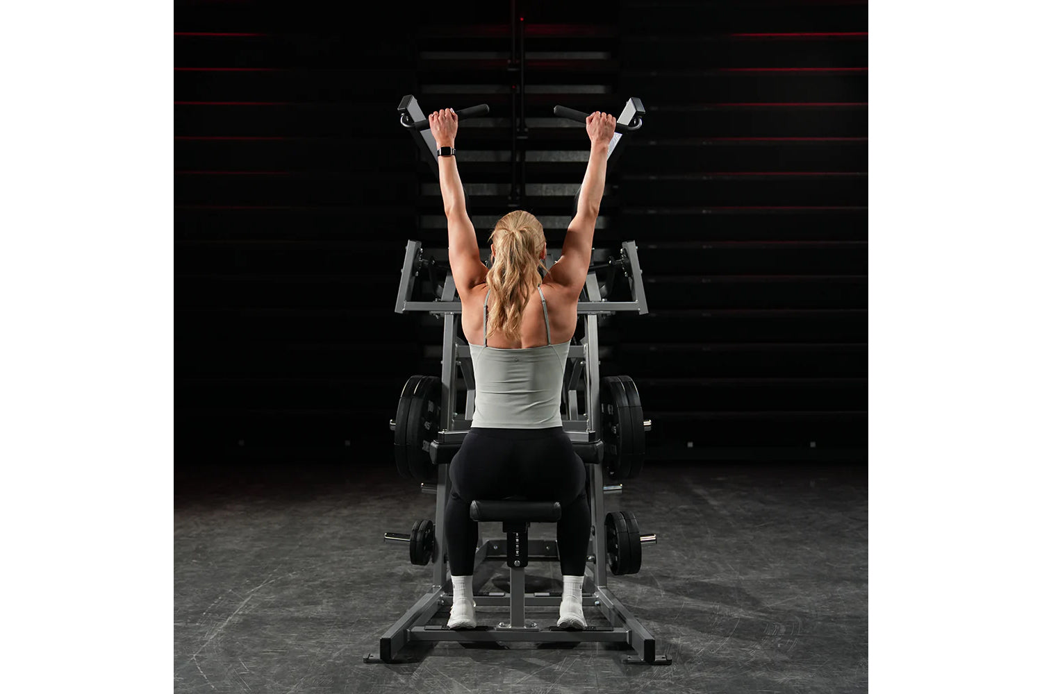 Hammer Strength Plate Loaded Iso-Lateral Wide Pulldown Machine - Professional Gym Equipment for Back Workouts & Strength Training