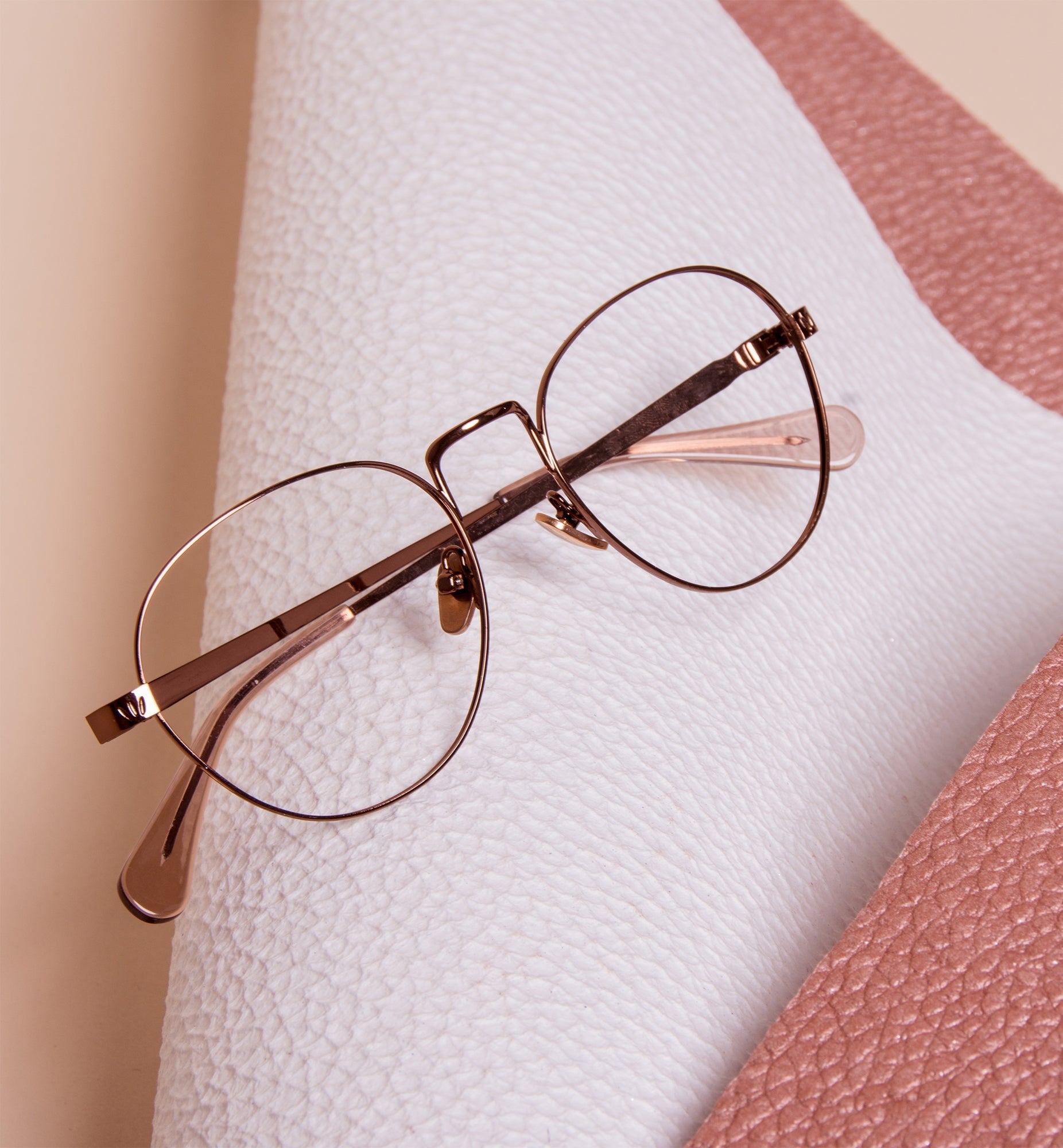 Stylish Brace Eyeglasses for Men & Women - Trendy Unisex Frame for Reading & Fashion - Perfect for Office, Driving, and Daily Wear