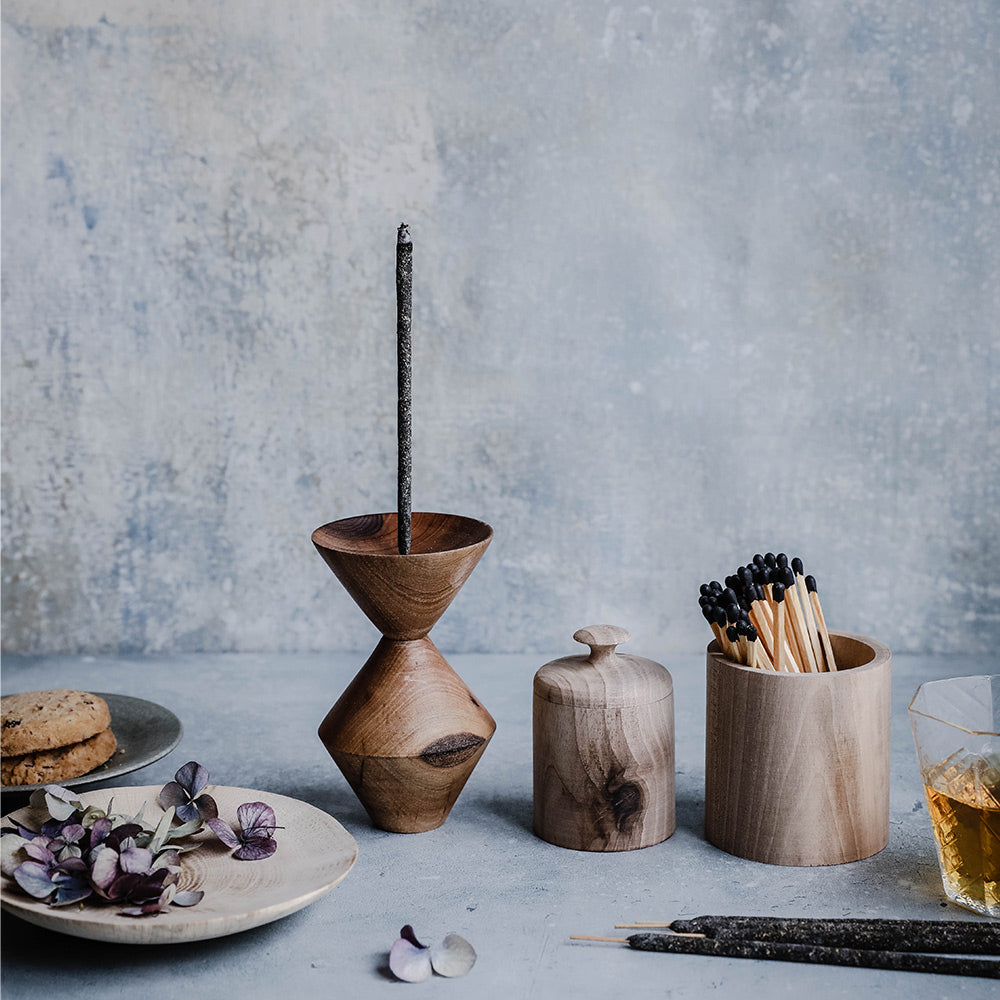Handmade Small Walnut Wood Lidded Pot with Carved Design - Perfect for Tea Storage, Spice Jar, or Decorative Home Kitchen Use