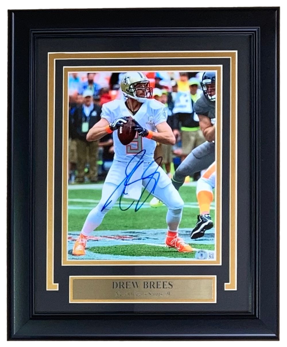 Drew Brees Autographed Framed 8x10 New Orleans Saints Football Photo - Perfect for Sports Memorabilia Collectors and Saints Fans Home Decor