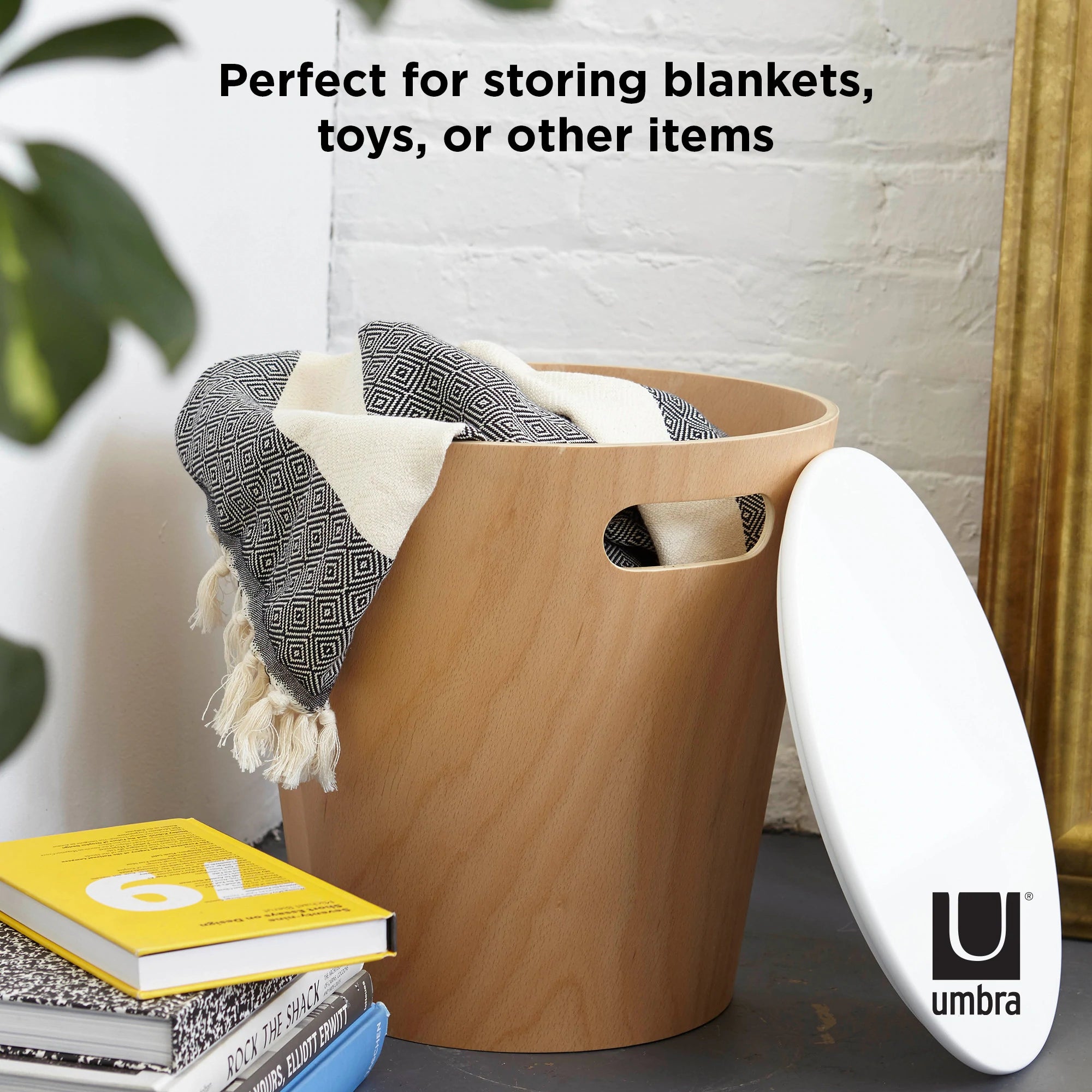 Wooden Storage Stool with Lift Top - Multifunctional Ottoman Bench for Living Room, Bedroom & Entryway - Perfect for Home Organization & Extra Seating