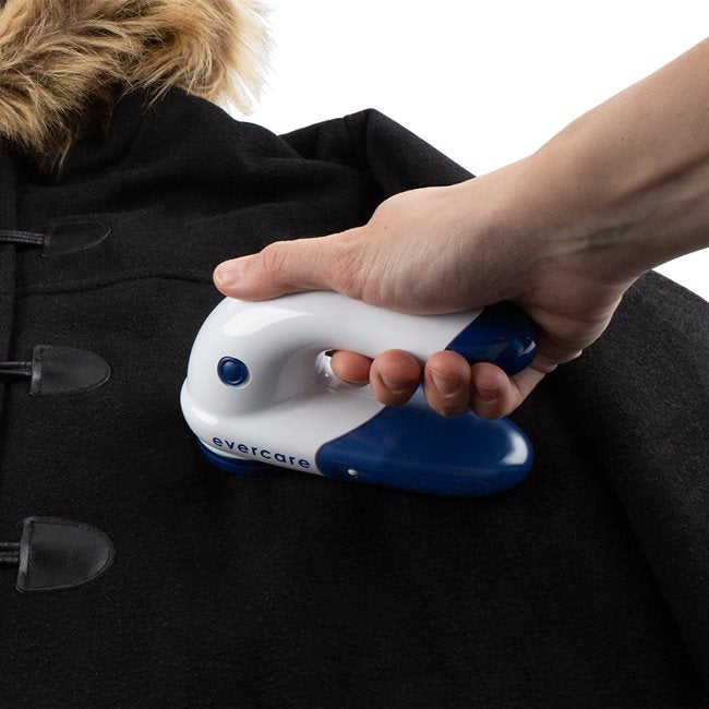 EVERCARE Fabric Shaver & Lint Remover - Battery Operated (Batteries Not Included) - Perfect for Clothes, Sweaters, Blankets & Upholstery Care
