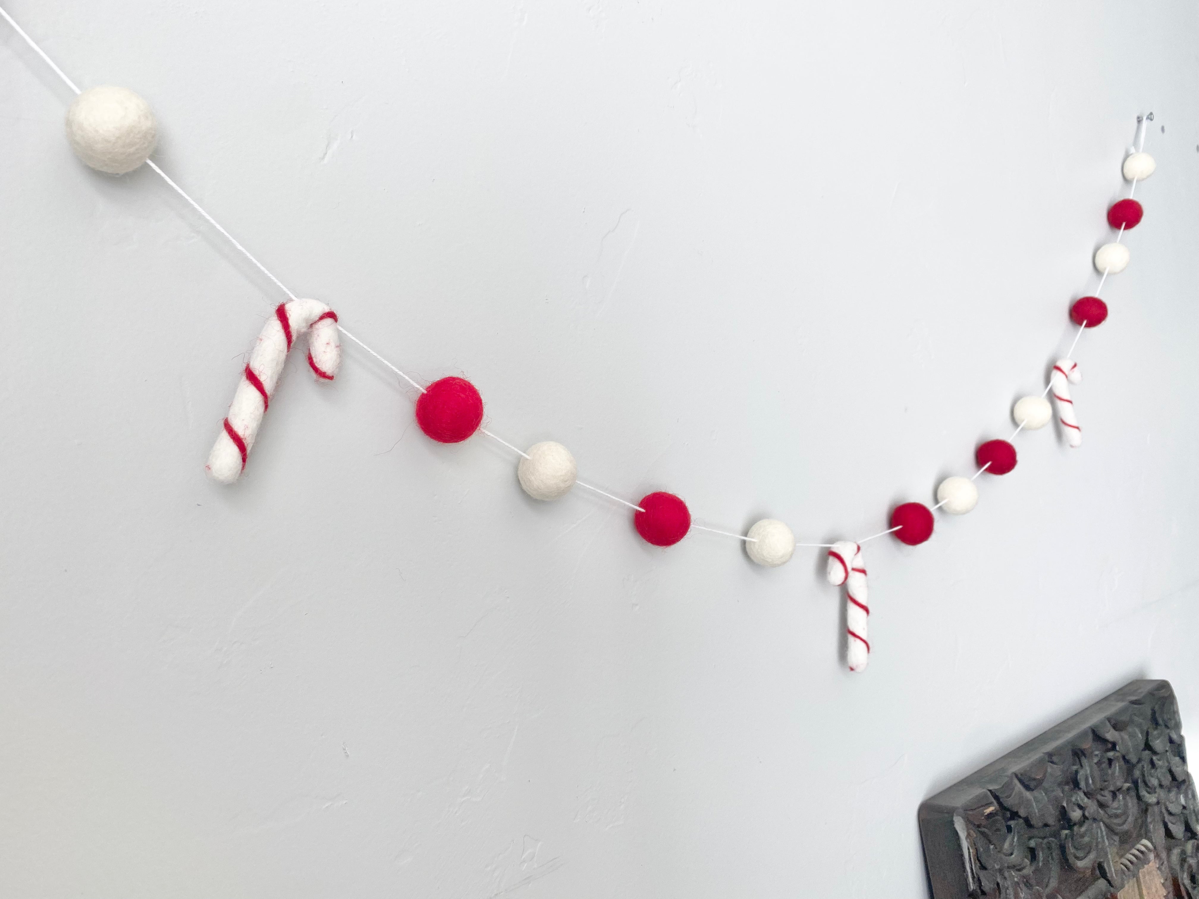 Red & White Candy Cane Garland - Christmas Holiday Decor for Tree, Fireplace & Home - Perfect for Xmas Party, Winter Wedding & Festive Decorations