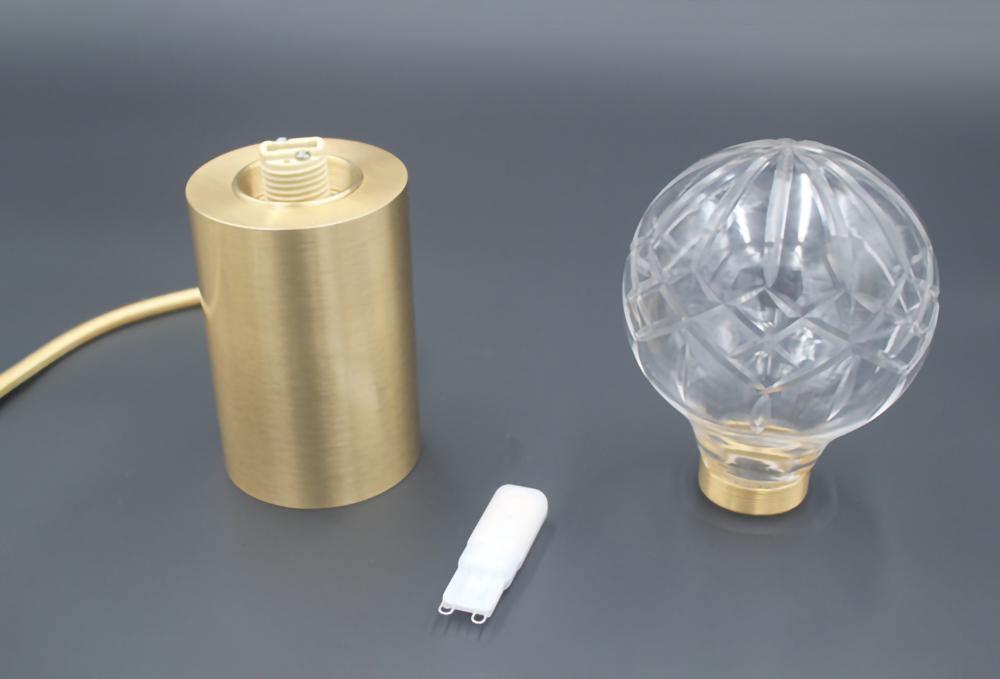 Elegant Crystal Bulb Table Lamp - Modern Home & Office Decor for Living Room, Bedroom, or Study - Perfect for Ambient Lighting & Stylish Interior Design