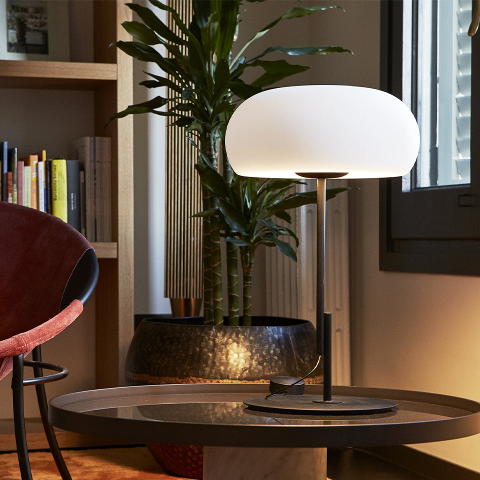Vetra Table Lamp - Modern LED Desk Light for Home Office, Bedroom & Living Room Decor - Stylish Lighting for Reading, Working & Relaxing