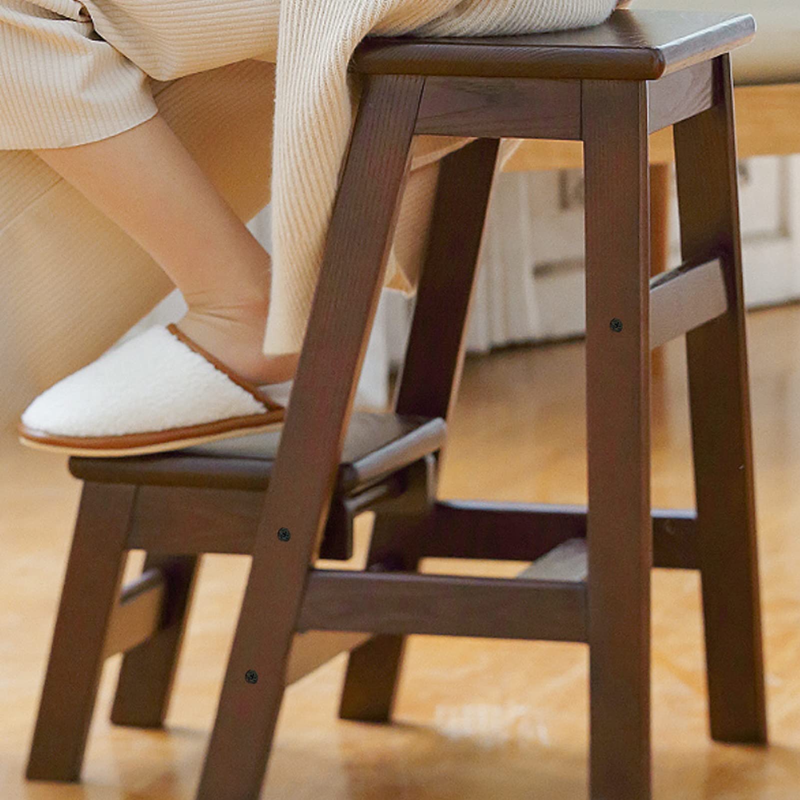 2-Step Foldable Wooden Ladder Stool - Portable Step Stool for Home, Library & Shoe Storage - Supports 150kg - Perfect for Reaching High Shelves & Organizing Spaces