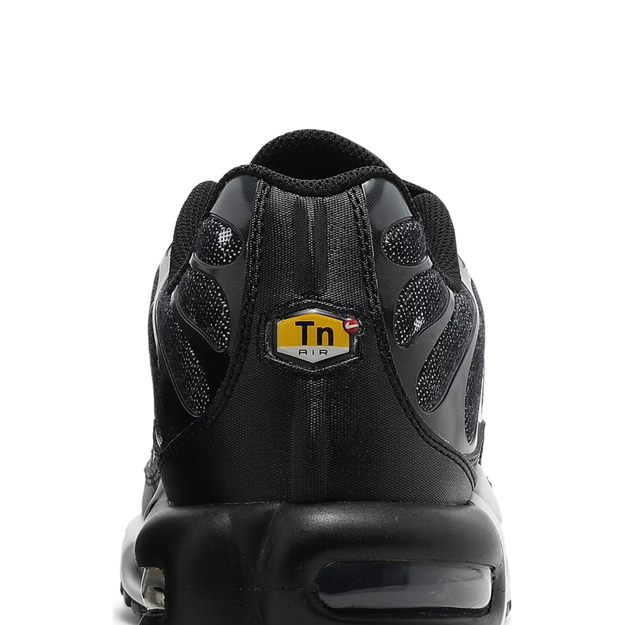 Nike Air Max Plus SE 'Black Chrome' Running Shoes for Men (2021) - Lightweight Cushioned Sneakers for Gym, Workout & Everyday Wear
