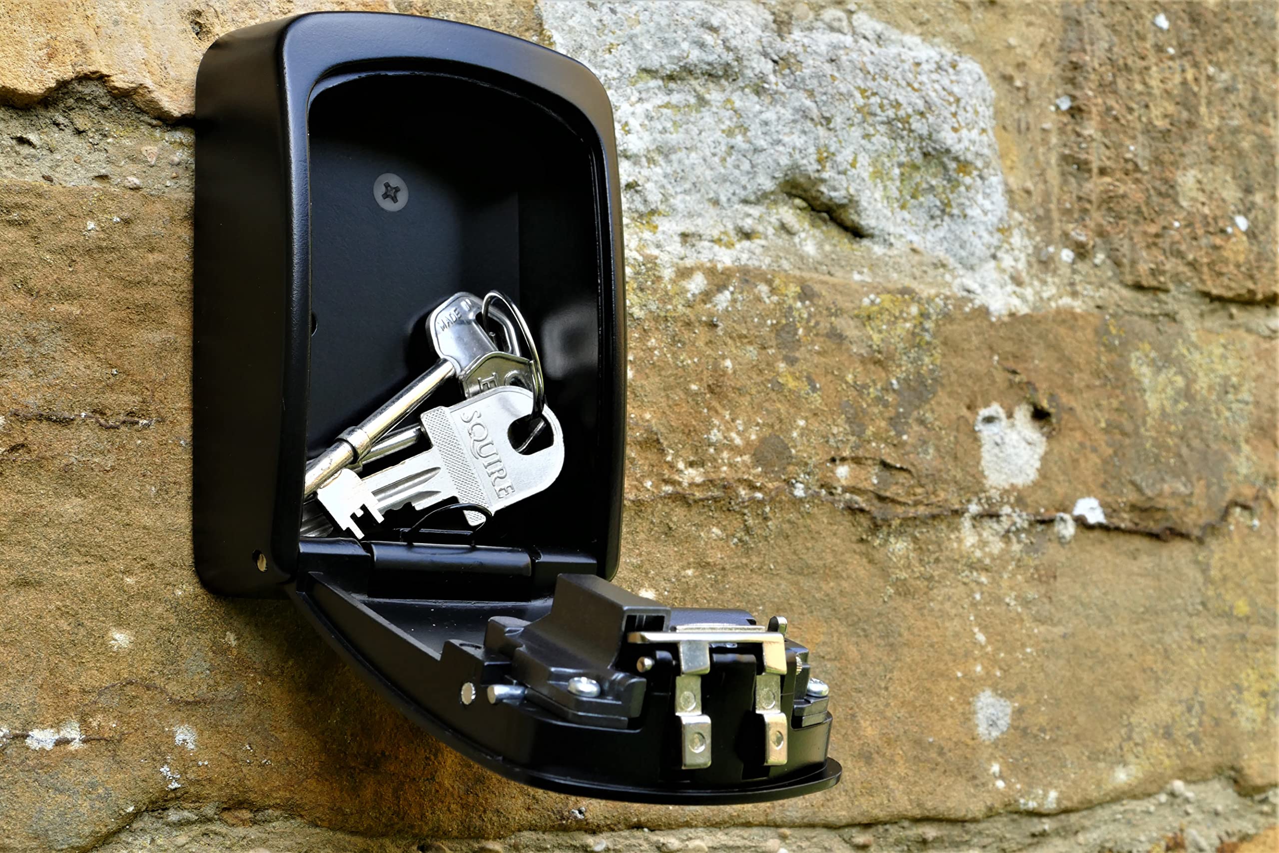 Squire Key Safe Box with 4-Wheel Combination Lock - Wall Mounted Weatherproof Diecast Alloy Key Storage for Home & Outdoor Use - Secure Key Lock Box for Garden, Vacation Rental, Airbnb & Office Keys