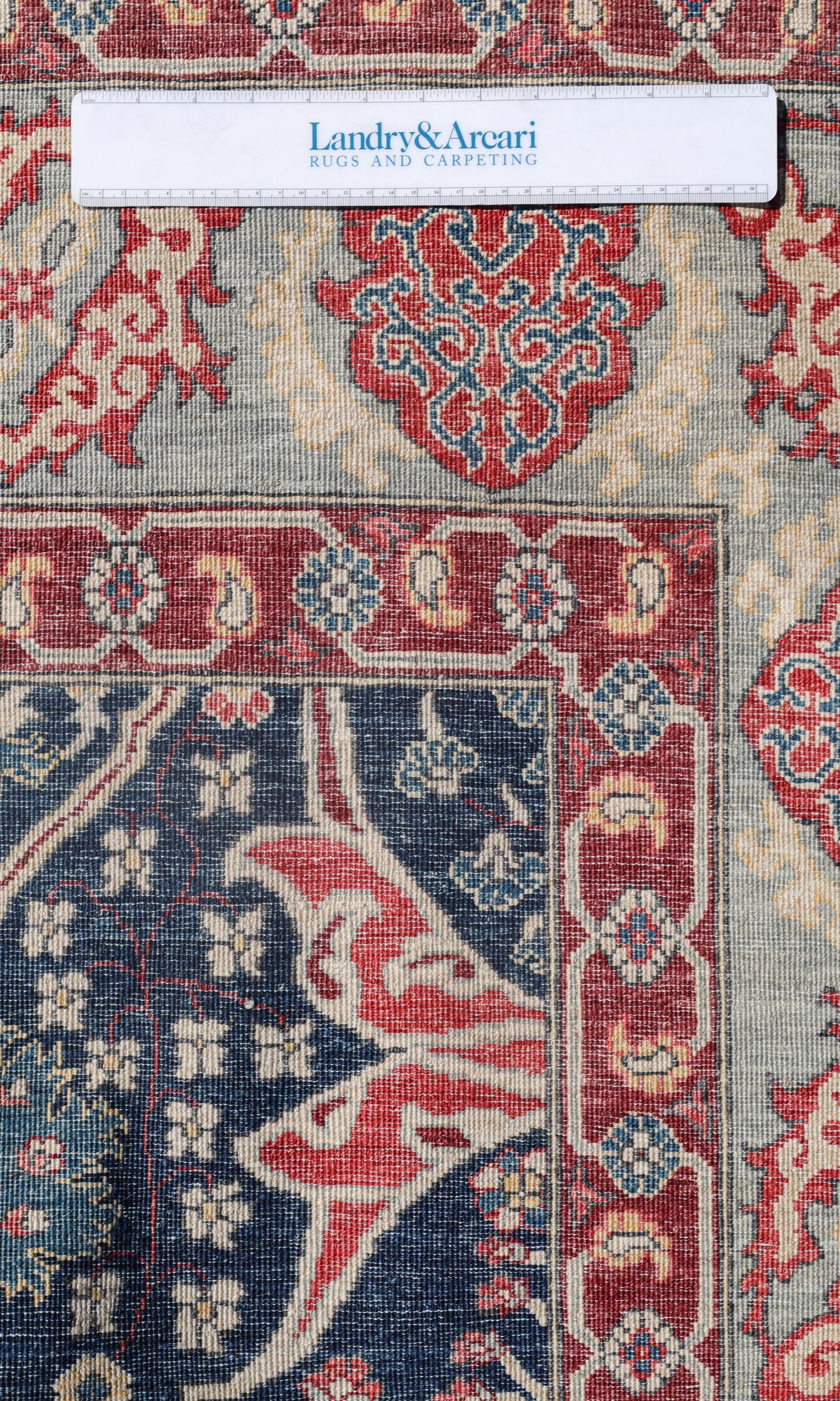 Handwoven Arabesque Bijar Tribal Rug J74911 - Authentic Persian Design for Living Room, Bedroom & Home Decor