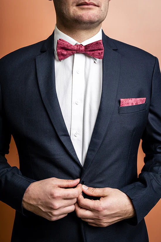 Stylish Wildflower Bow Tie for Men - Elegant Floral Pattern Necktie for Weddings, Parties & Formal Events - Perfect Gift for Grooms & Fashion Enthusiasts
