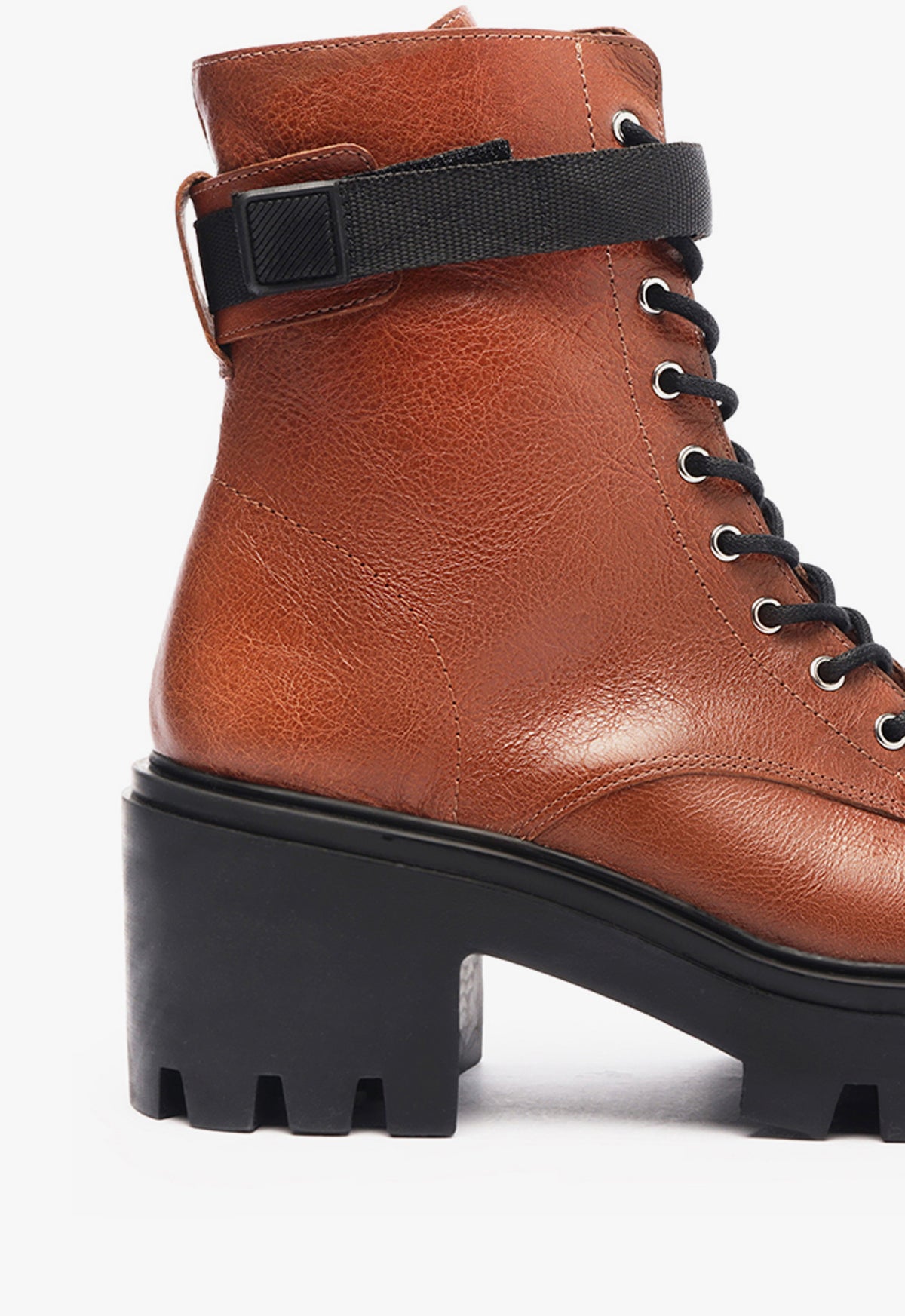 Sarah Leather Bootie Women's Flat Heel Ankle Boots - Comfortable & Stylish for Casual Outfits, Work, and Fall/Winter Fashion