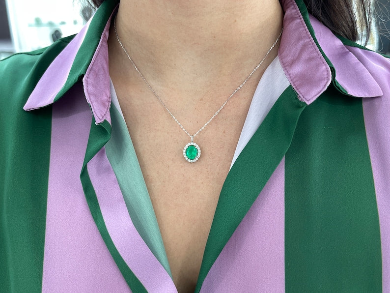 3.25tcw 14K Gold Oval Cut Emerald and Diamond Halo Pendant Necklace - Elegant Spring Green Gemstone Jewelry for Women, Perfect for Weddings, Anniversaries, and Special Occasions