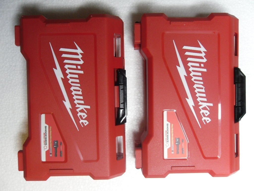 Milwaukee 48-32-4017 56-Piece Shockwave Impact Duty Drill and Drive Set - Premium Screwdriver Bits for Heavy-Duty Construction, Automotive & DIY Projects