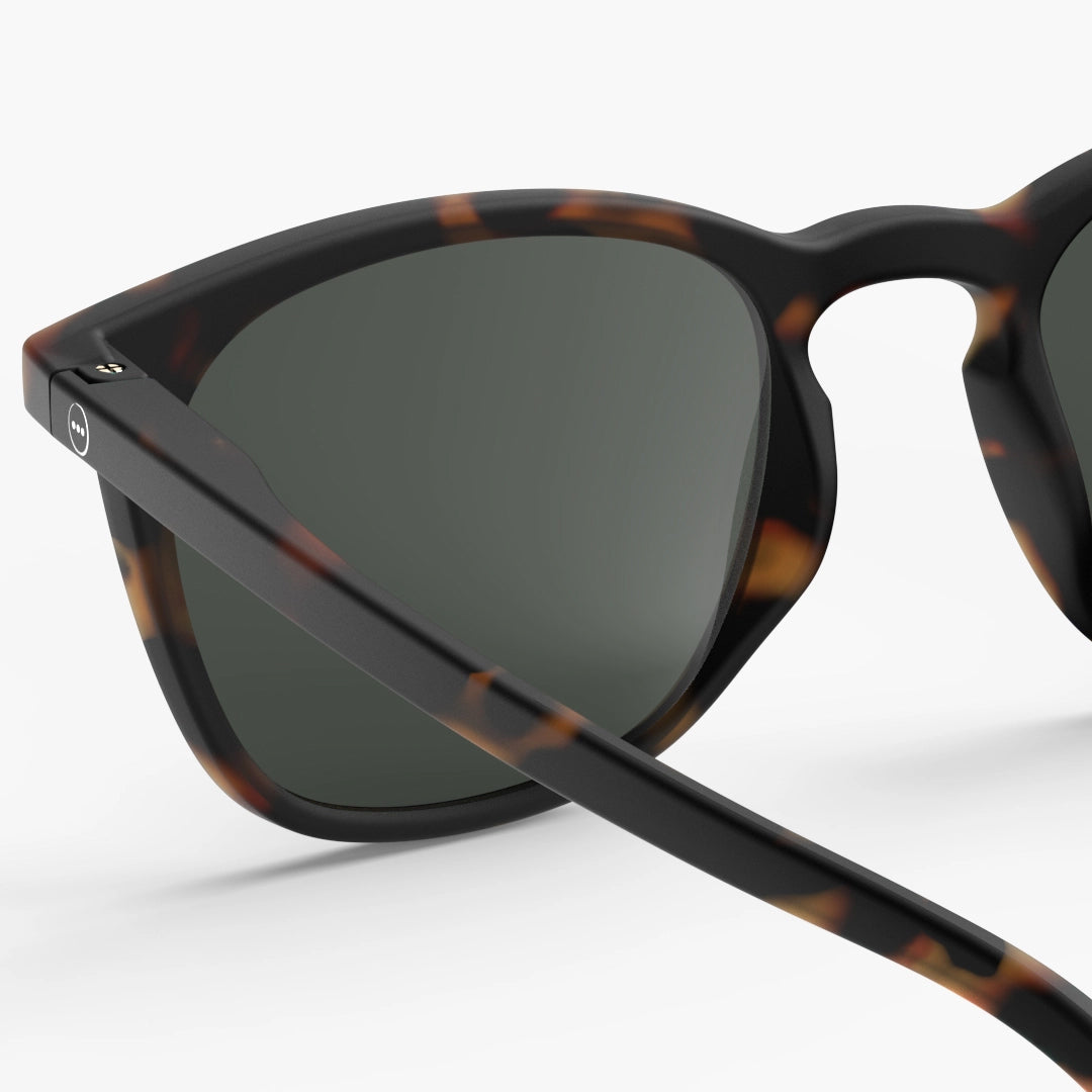 E TORTOISE Polarized Sunglasses for Men & Women - UV Protection, Classic Tortoise Shell Frame - Perfect for Driving, Beach & Outdoor Activities