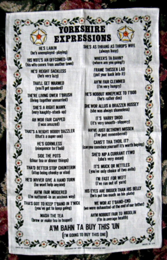 Premium Yorkshire Expressions Linen Tea Towel - 'Ah'm Fair Clemmed' Fun British Kitchen Decor - Perfect for Drying Dishes, Home Decor & Gift Giving