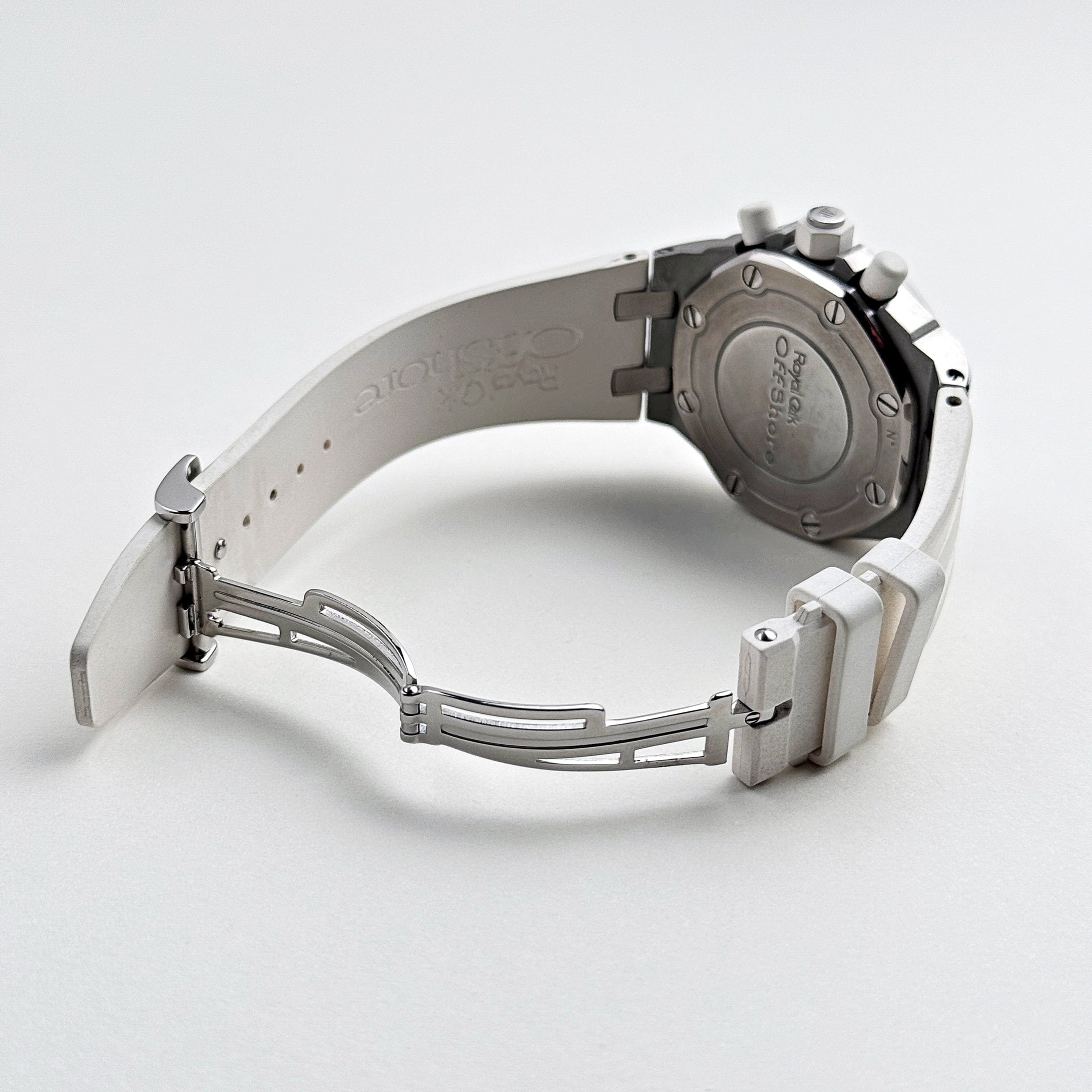 Audemars Piguet Royal Oak Offshore 26048SK.ZZ.D010CA.01 Men's Luxury Watch - Stainless Steel Case, White Dial with Diamond Bezel - Perfect for Business Meetings & Special Occasions