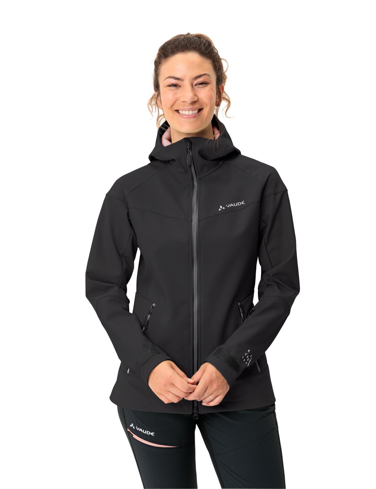 VAUDE Women's All Year Elope Softshell Jacket - Waterproof Windproof Outdoor Jacket for Hiking, Cycling & Travel - Lightweight Comfortable All-Season Jacket for Women