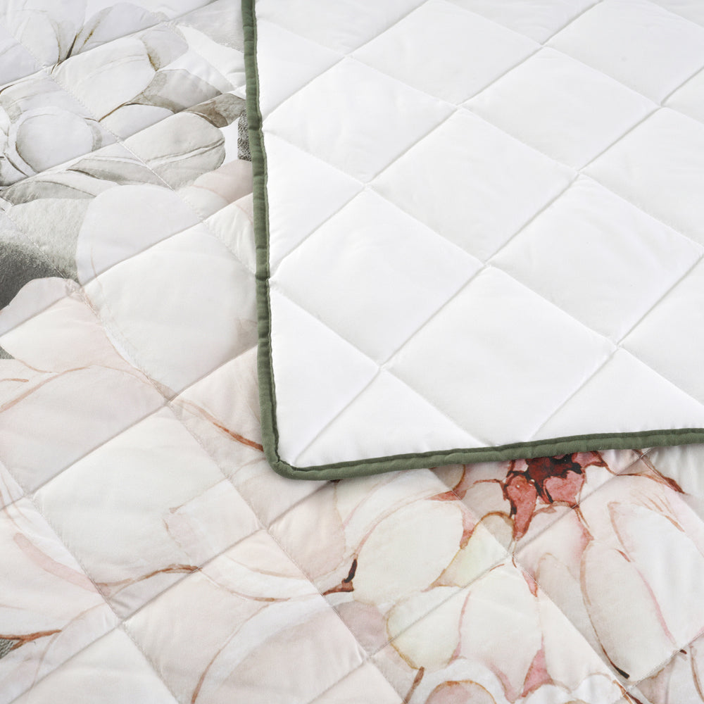 Giselle White Coverlet - Super King Size Luxury Bedspread for Master Bedroom & Guest Room Decor