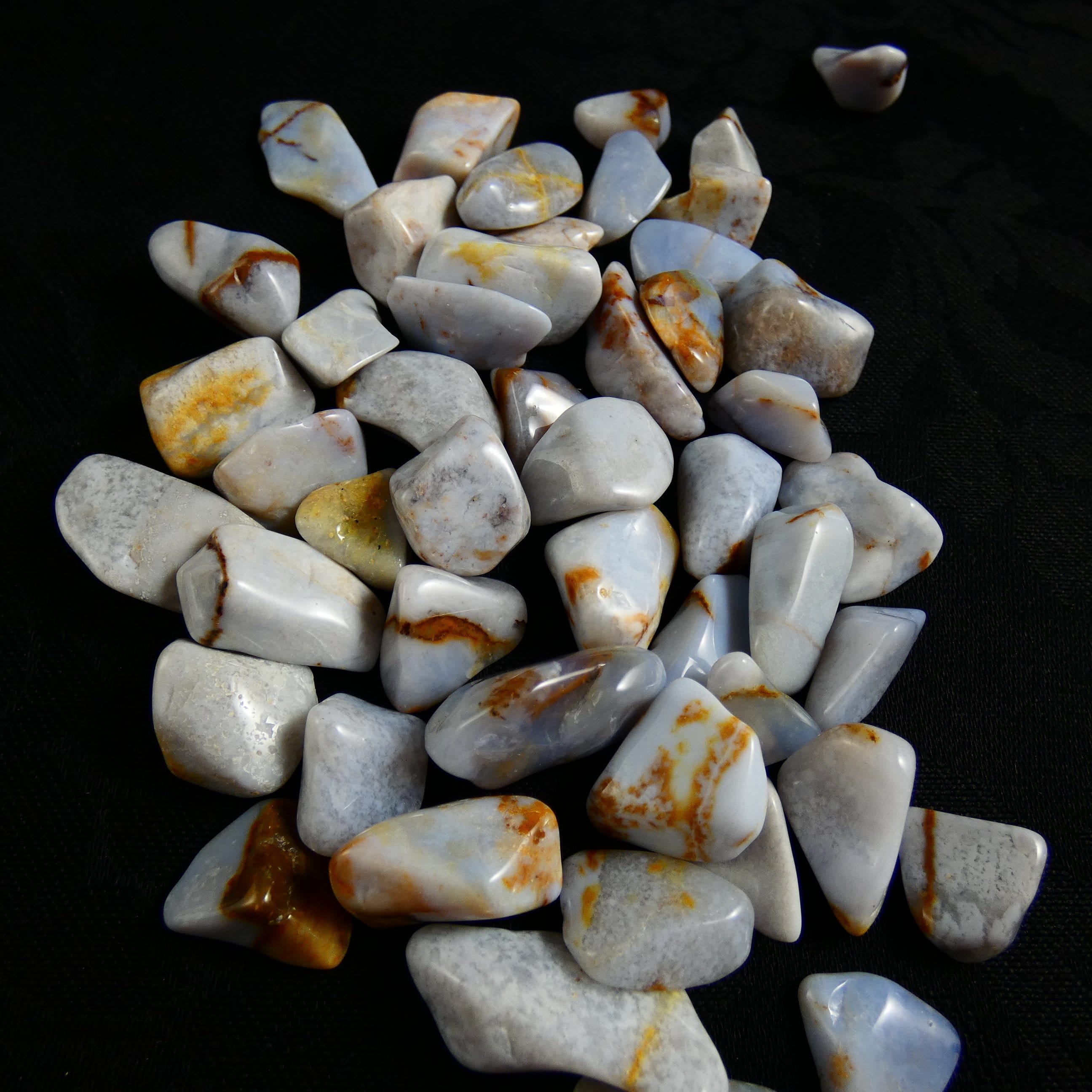 Natural Blue Chalcedony Stone (1pc) - Healing Crystal for Meditation, Jewelry Making & Home Decor