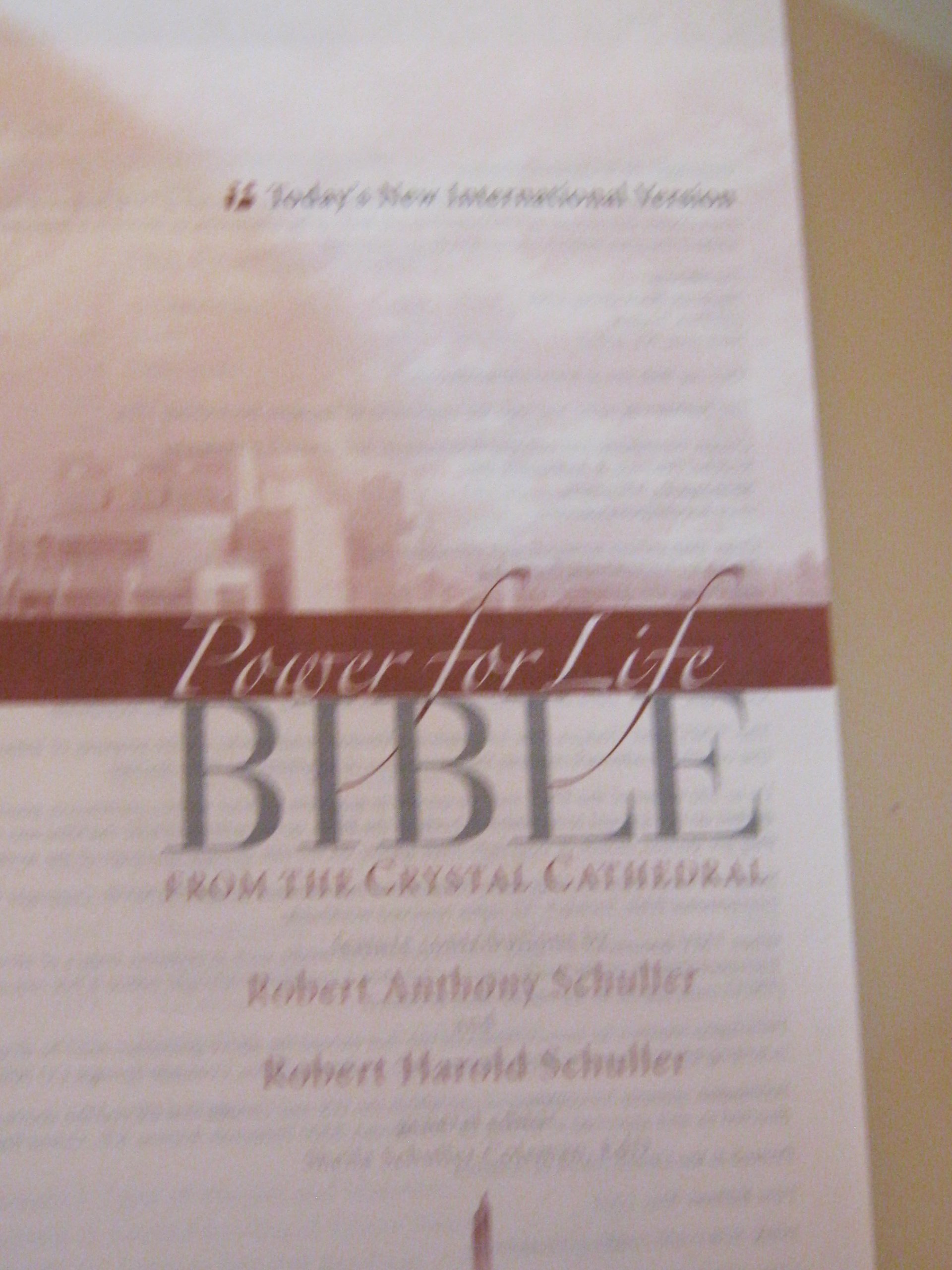 Power for Life Bible: Inspirational Daily Devotional from the Crystal Cathedral - Perfect for Christian Study, Gift Giving & Spiritual Growth