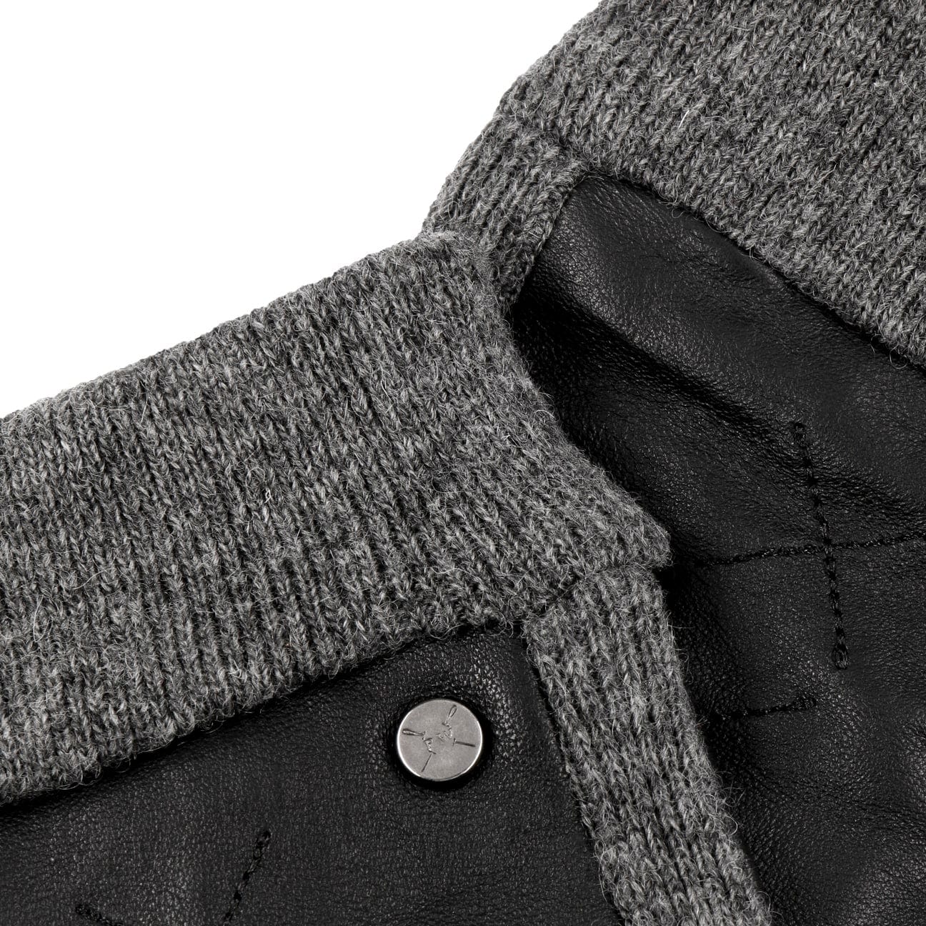 Pearlwood Smillana Touchscreen Gloves - Winter Warm Texting Gloves for iPhone & Android - Perfect for Skiing, Driving & Outdoor Activities