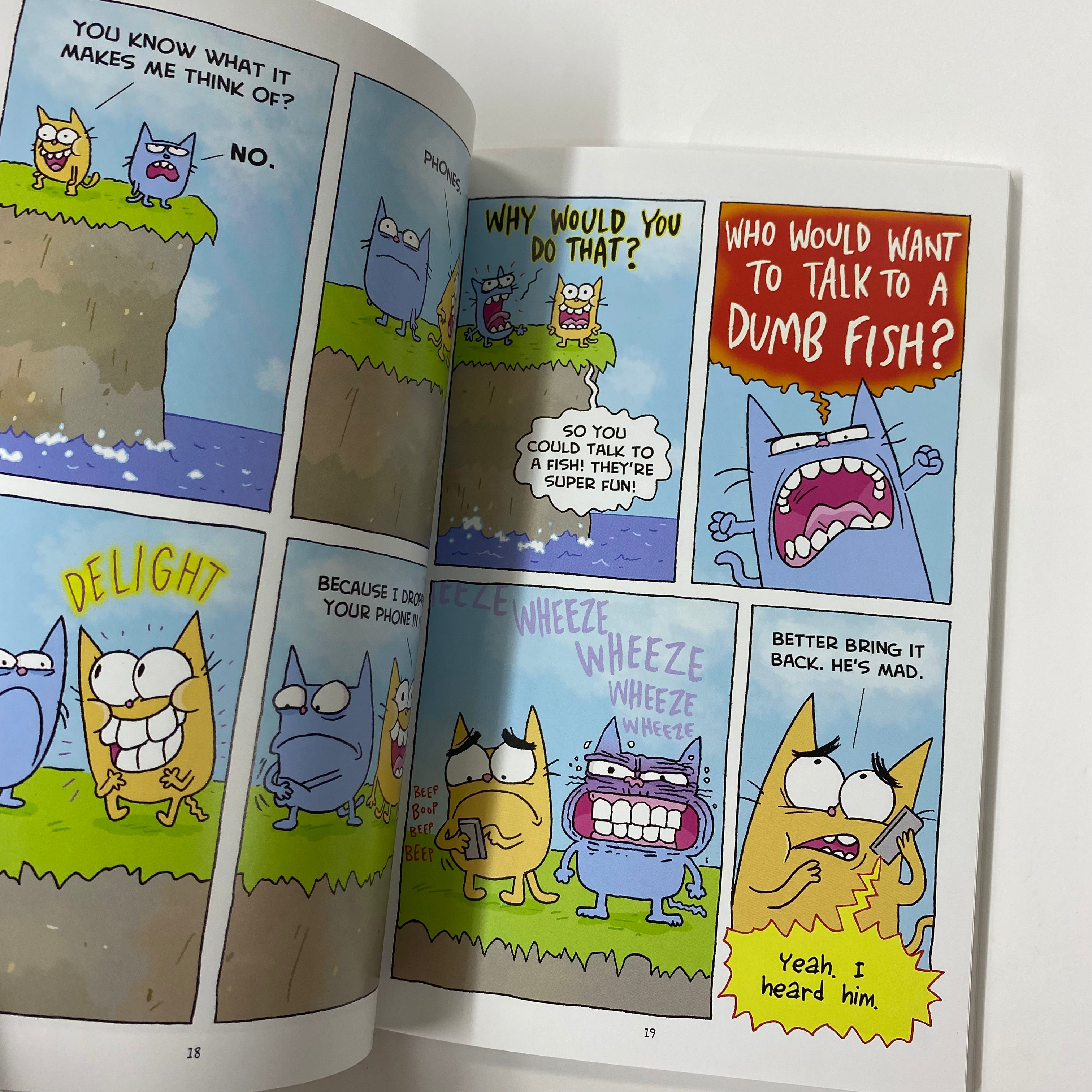 Catwad #03: Me, Three! - Hilarious Comic Book for Cat Lovers | Perfect Gift for Kids & Adults | Great for Bedtime Reading & Relaxation