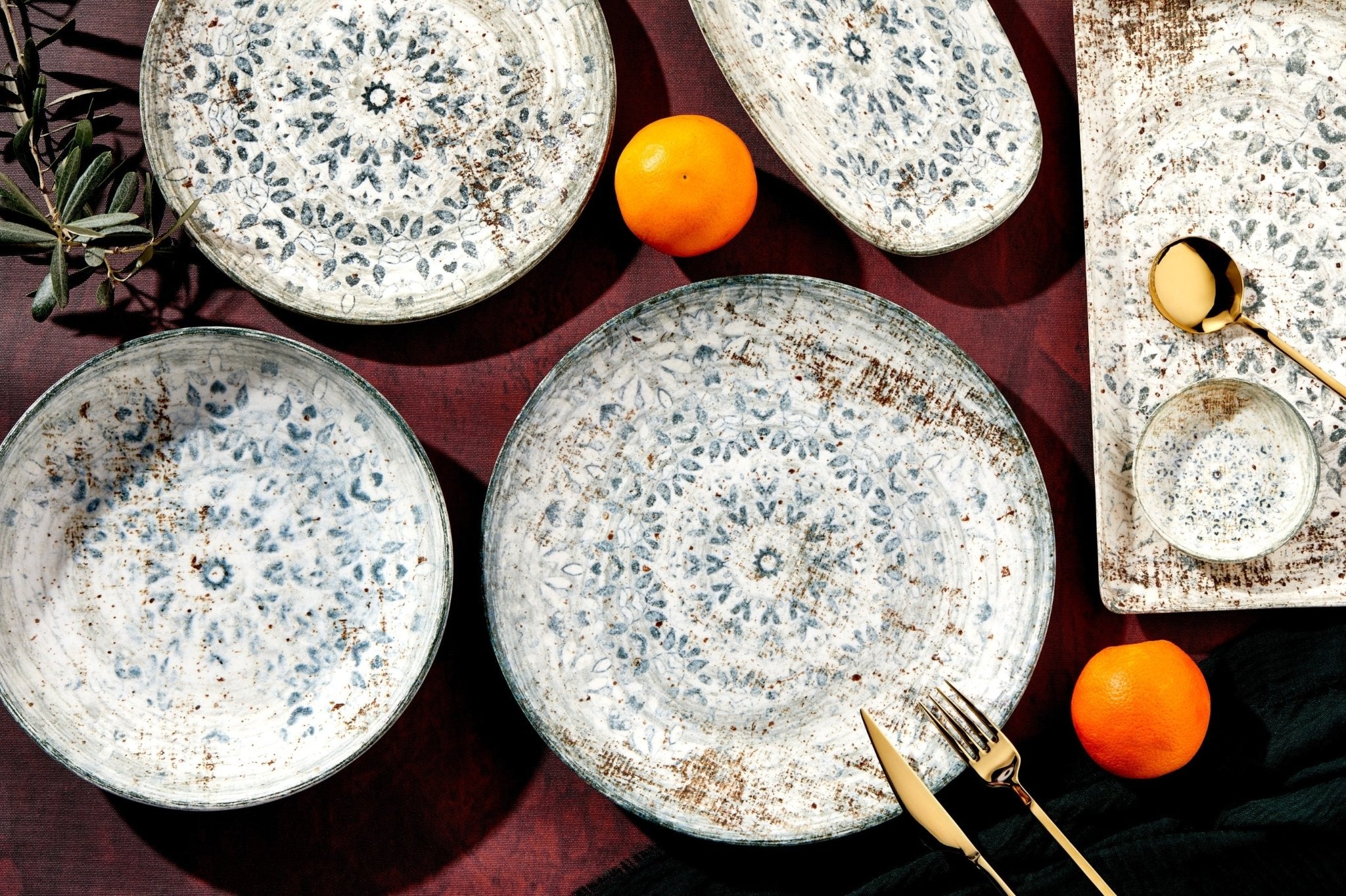 24-Piece Fade Dinnerware Set - Elegant Stoneware Plates, Bowls & Mugs for Everyday Dining - Perfect for Family Meals, Dinner Parties & Restaurant-Style Presentation