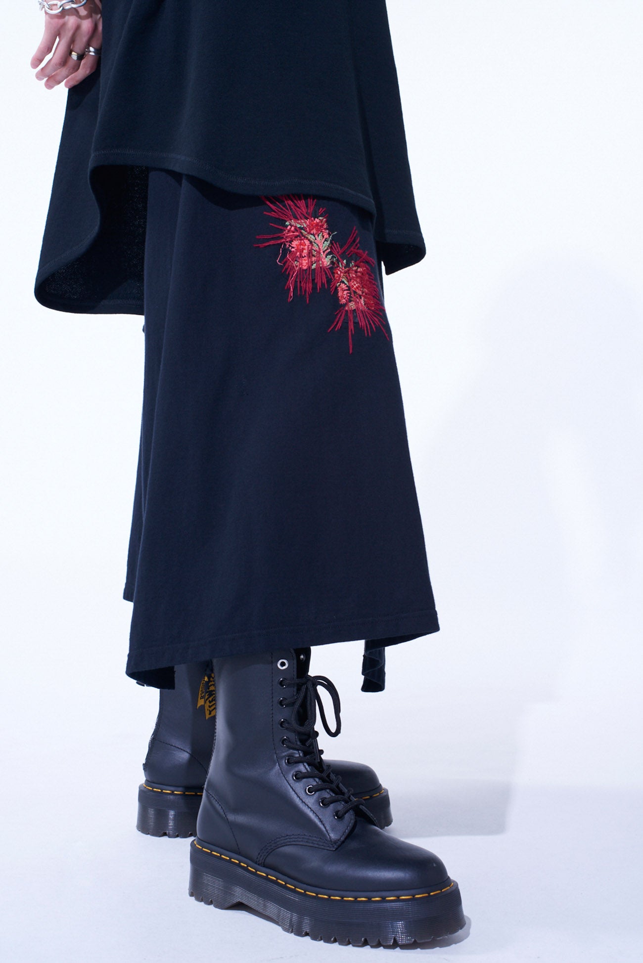 Classic Jersey Tyrolean Embroidery Wrap Skirt - Stylish & Comfortable Women's Fashion for Casual Outings & Festivals