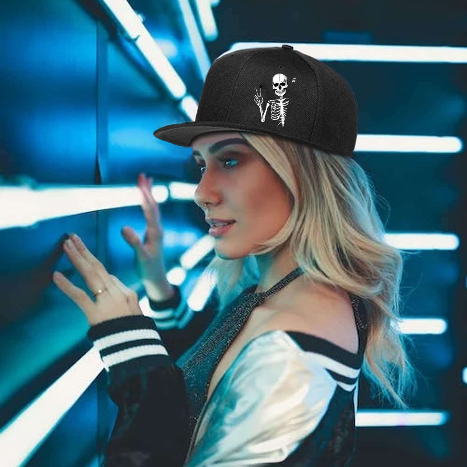 Skull Print Snapback Hat for Men - Adjustable Flat Bill Baseball Cap - Black Skull Design Fitted Hat for Casual Wear, Street Style & Outdoor Activities