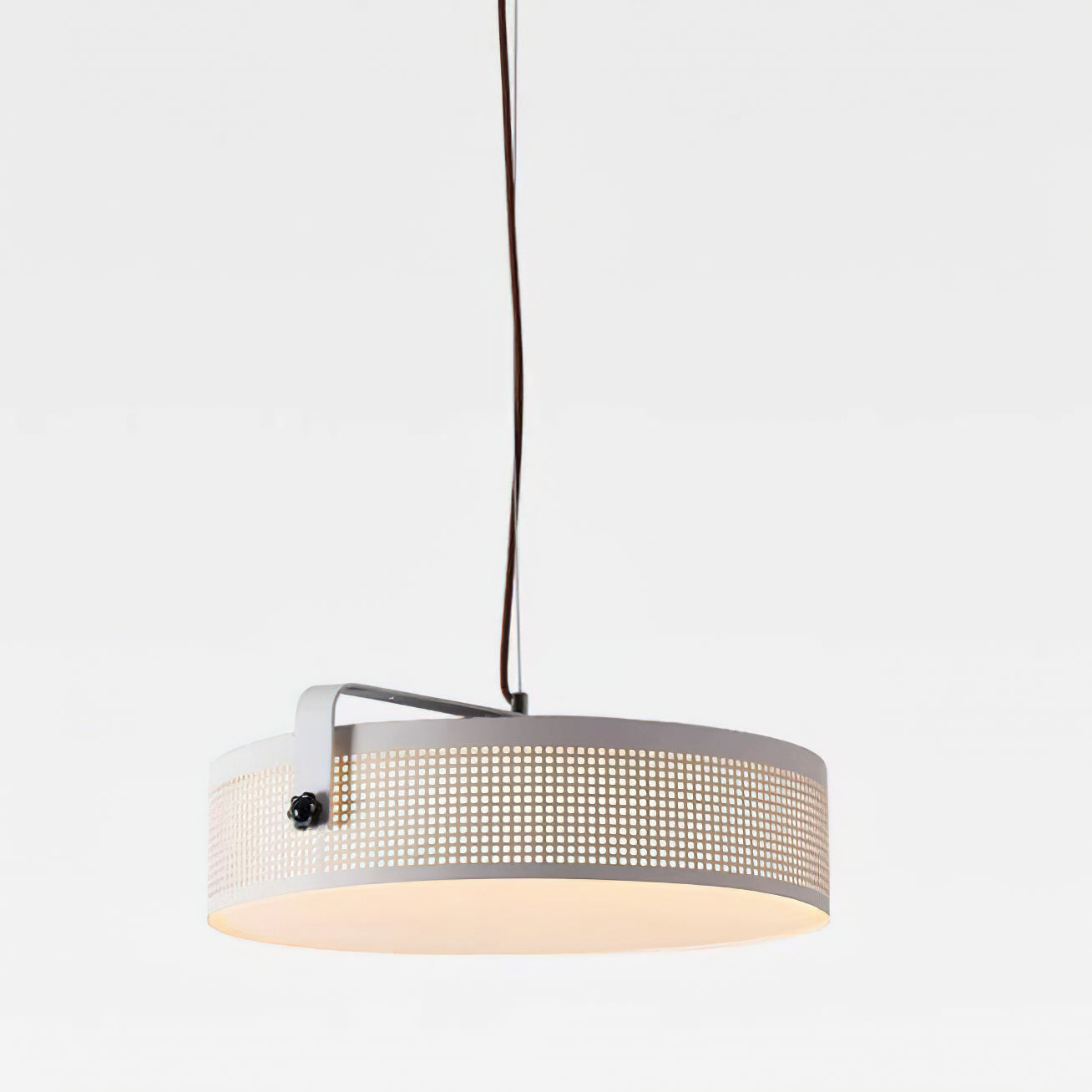 Modern Dana Round Pendant Light - Vintage Industrial Ceiling Lamp with Metal Shade - Perfect for Dining Room, Kitchen Island, Bedroom or Living Room Lighting