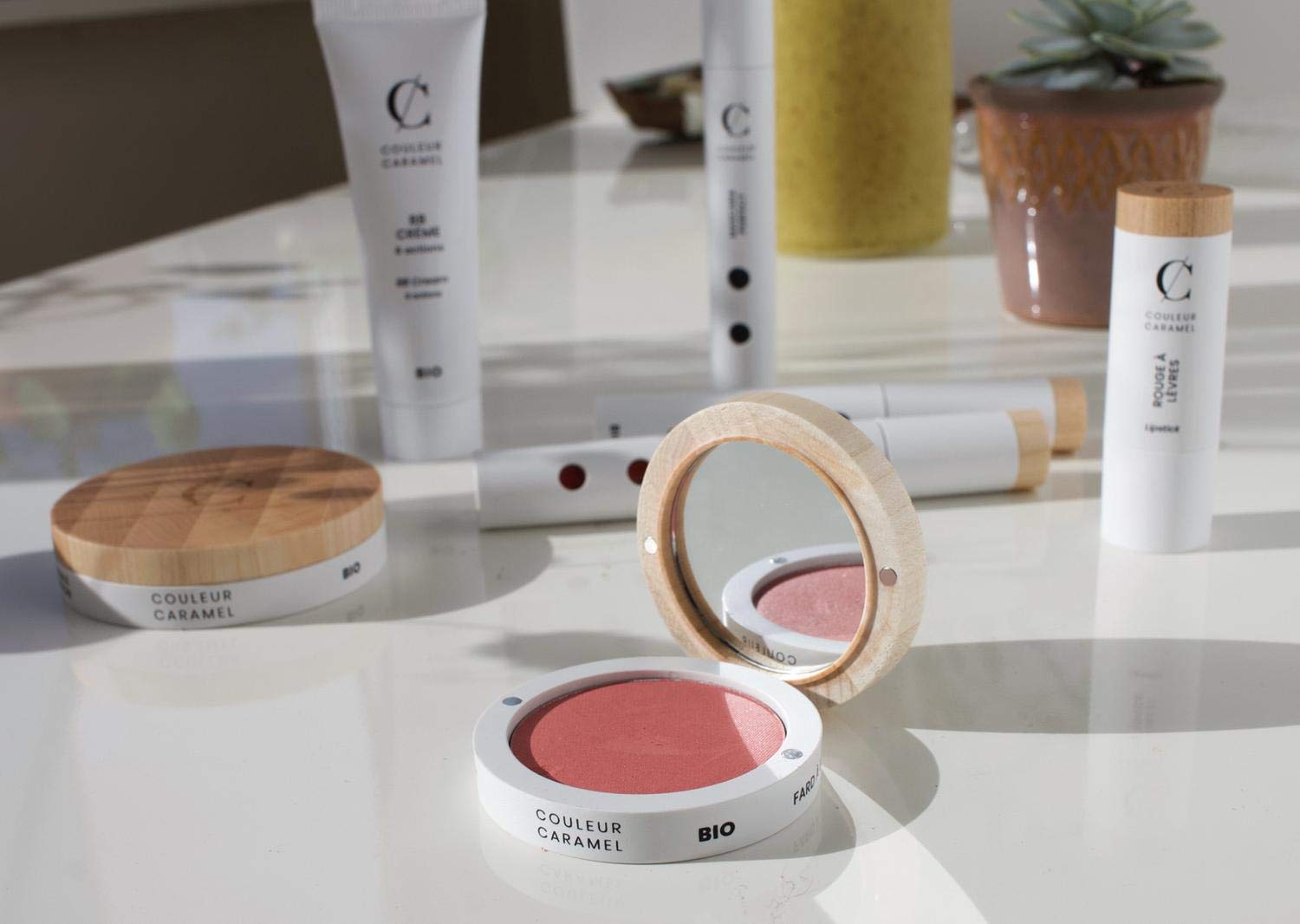 Couleur Caramel Blush Powder 51 Peach - Natural Cheek Color for Day & Night Makeup