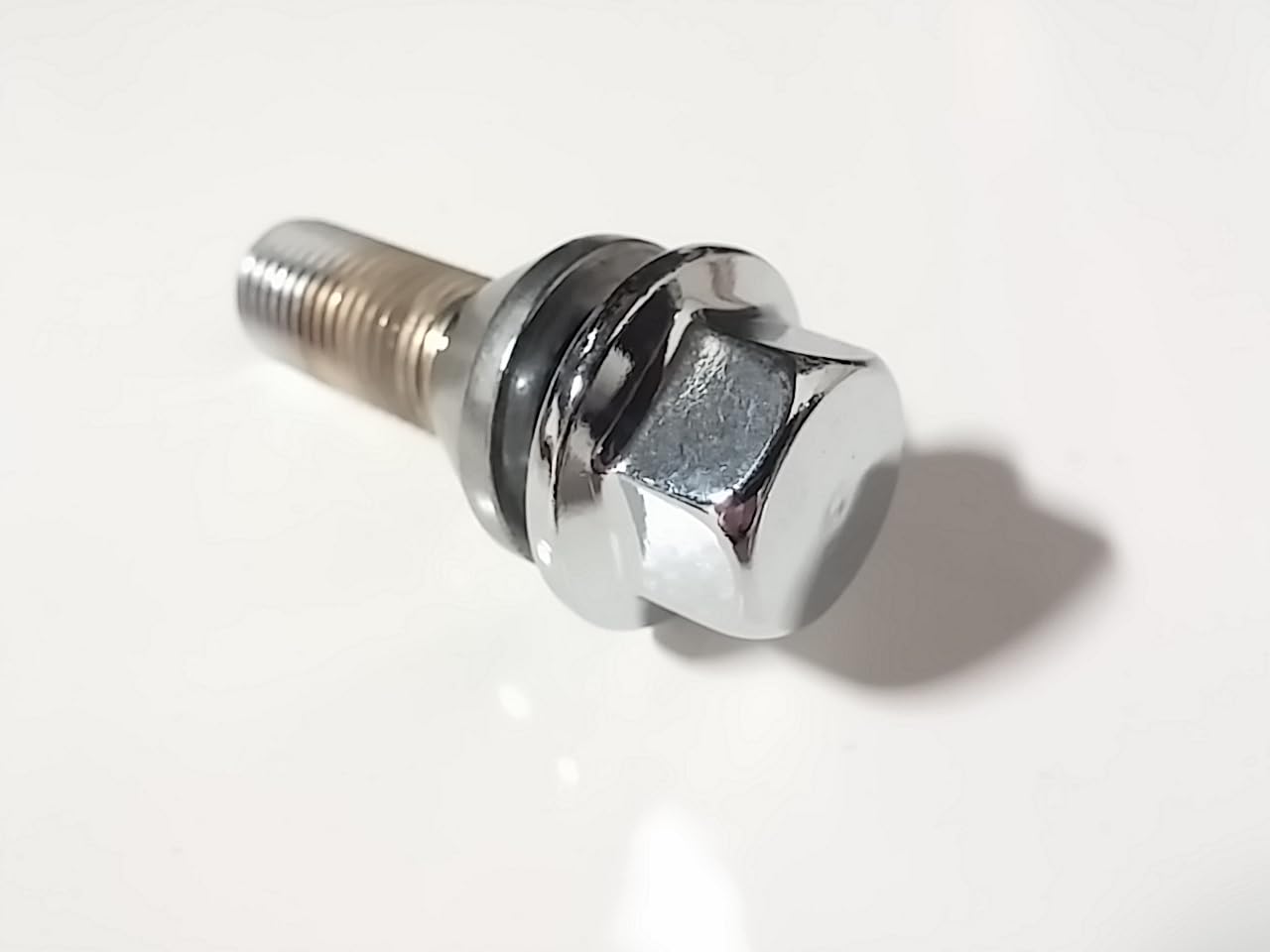 Volvo 31362432 Wheel Lug Stud - OEM Replacement Part for Volvo Vehicles - Perfect for Tire Changes & Wheel Repairs