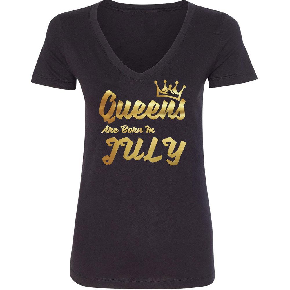 Queens are Born in January-December | Women's Gold Crown T-Shirt | Slim Fit Zodiac Capricorn Top | Casual & Party Outfit Shirt for Women | Perfect for Birthdays, Girls Night Out & Special Occasions