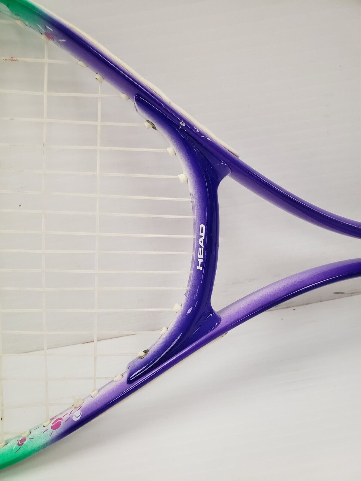 Head Evolution 5 Tennis Racket - Lightweight Performance Racquet for Adults & Juniors | Perfect for Competitive Play & Training Sessions