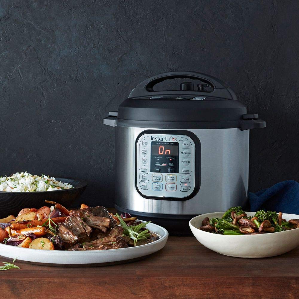 Instant Pot Duo 7-in-1 Electric Pressure Cooker, 6 Quart Multi-Cooker with 14 One-Touch Programs - Slow Cooker, Rice Cooker, Steamer, Yogurt Maker & Food Warmer - Includes Ceramic Cooking Pot - Perfect for Meal Prep, Family Dinners & Healthy Cooking